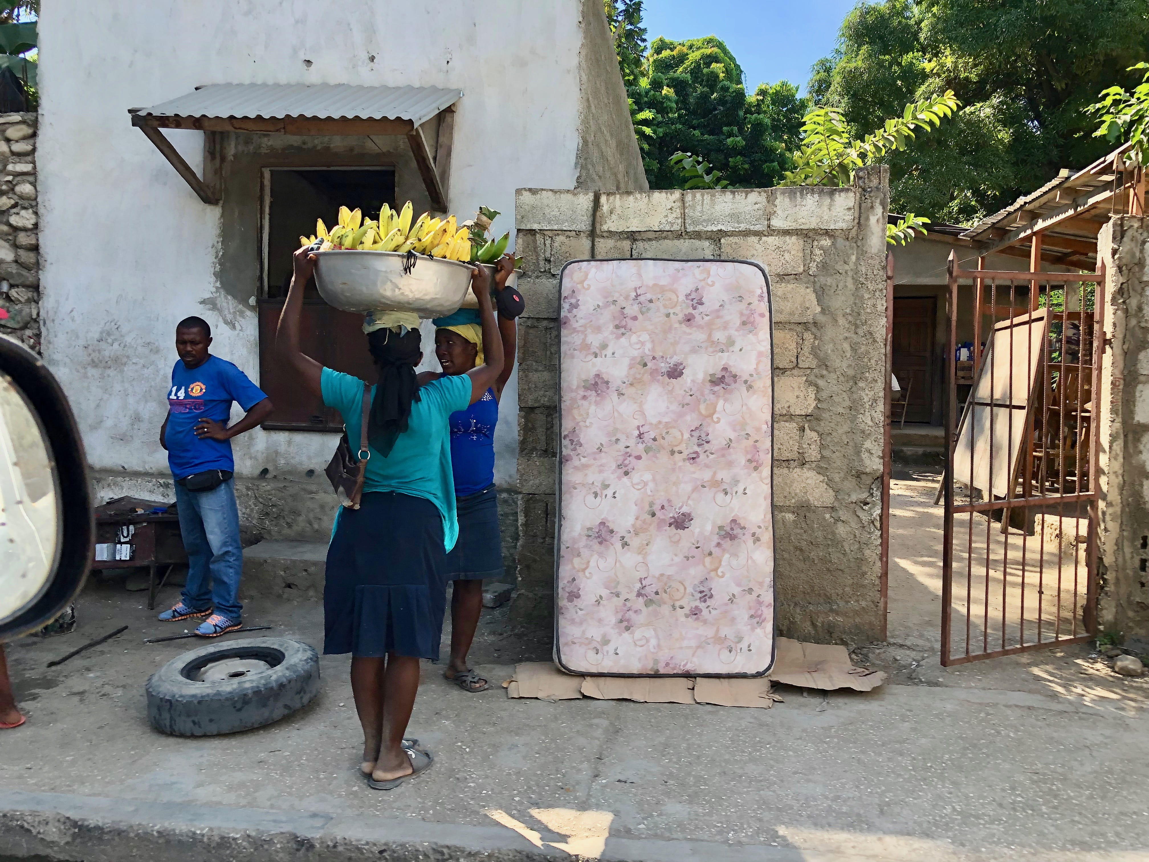 building, rear view, day, architecture, shoe, plant, 4K, slate, lifestyles, human, women, standing, tire, Haiti, flagstone, inflatable, two people, nature, HD Wallpaper