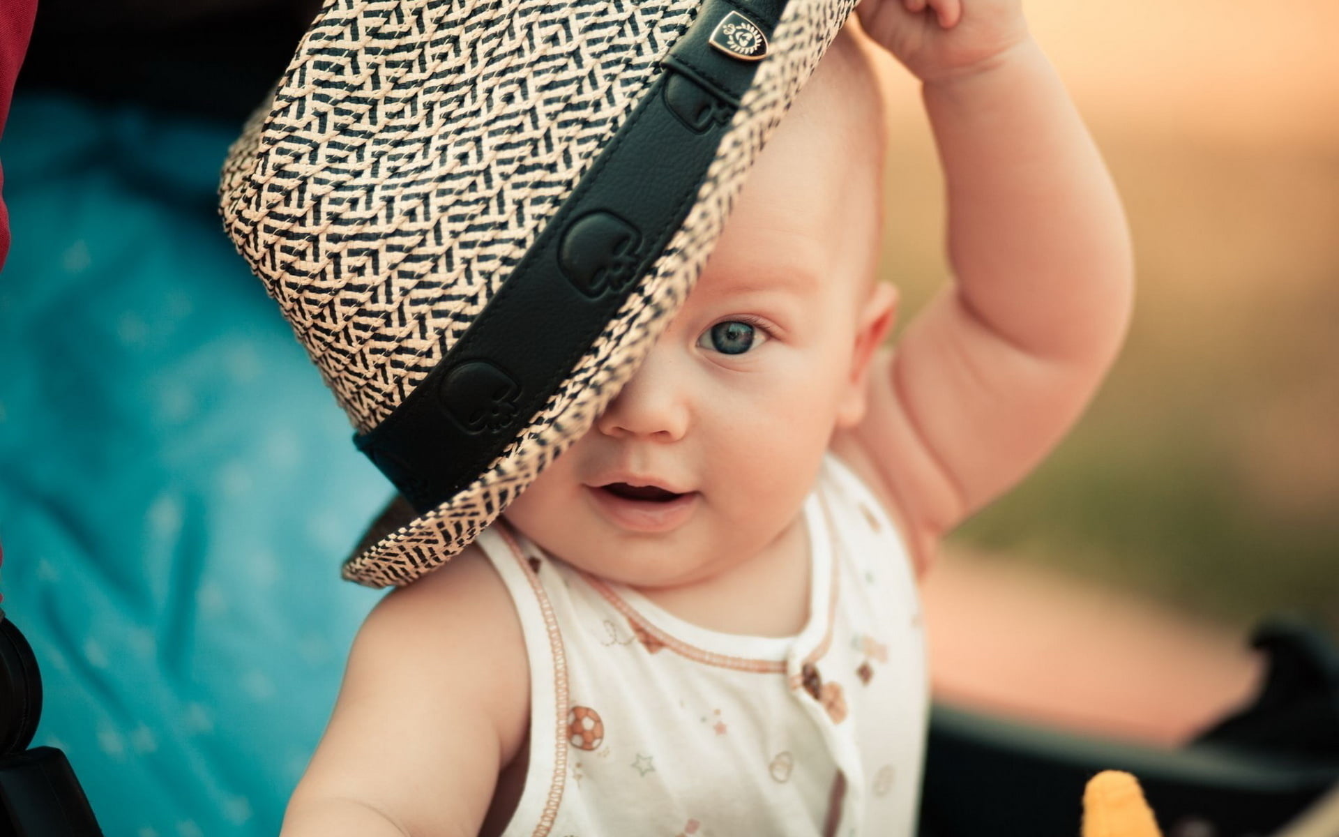 black, front view, beige, babyhood, focus on foreground, happiness, toddler, 1080P, headshot, real people, fedora, portrait, childhood, child, innocence, HD Wallpaper