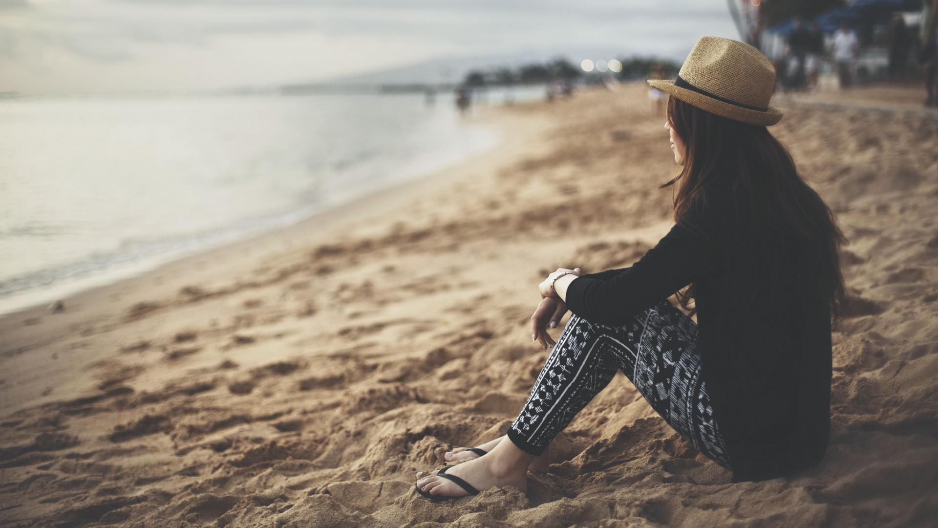 women, non, mainstream, sea, girls, sad, memories, after all, hat, non-mainstream, beach, brown, fedora, 1080P, s, HD Wallpaper