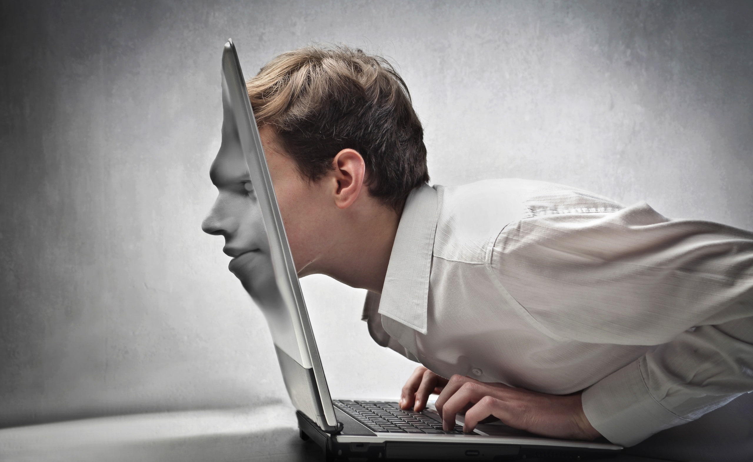 communication, computer, Virtual, young adult, one person, hd, laptop, Aero, technology, side view, white, s, men, wireless technology, table, HD Wallpaper