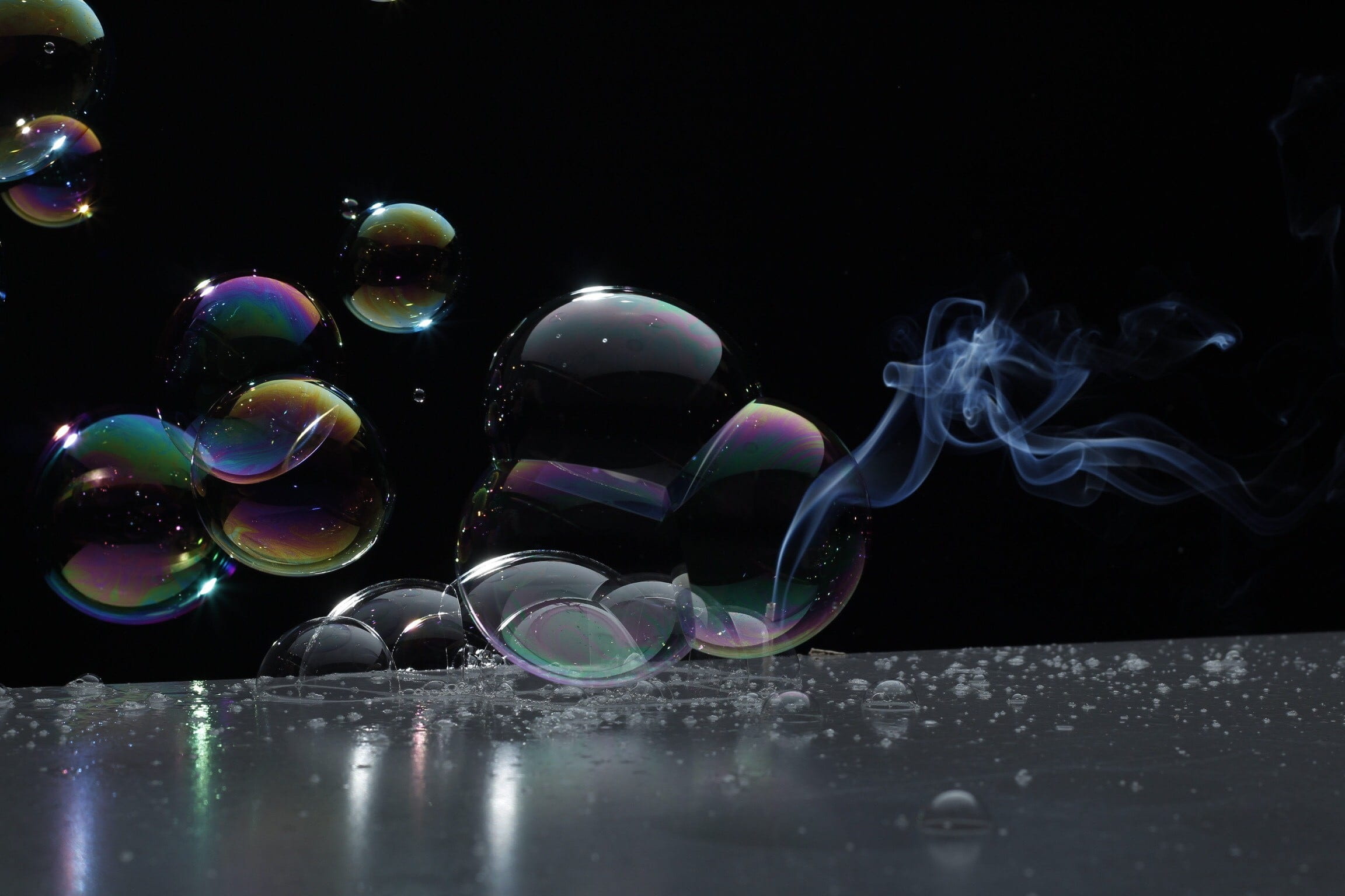 mirroring, lightweight, black, slightly, reflection, incense, close-up, soap sud, oily, mid-air, indoors, colorful, illustration, multi colored, sphere, HD Wallpaper