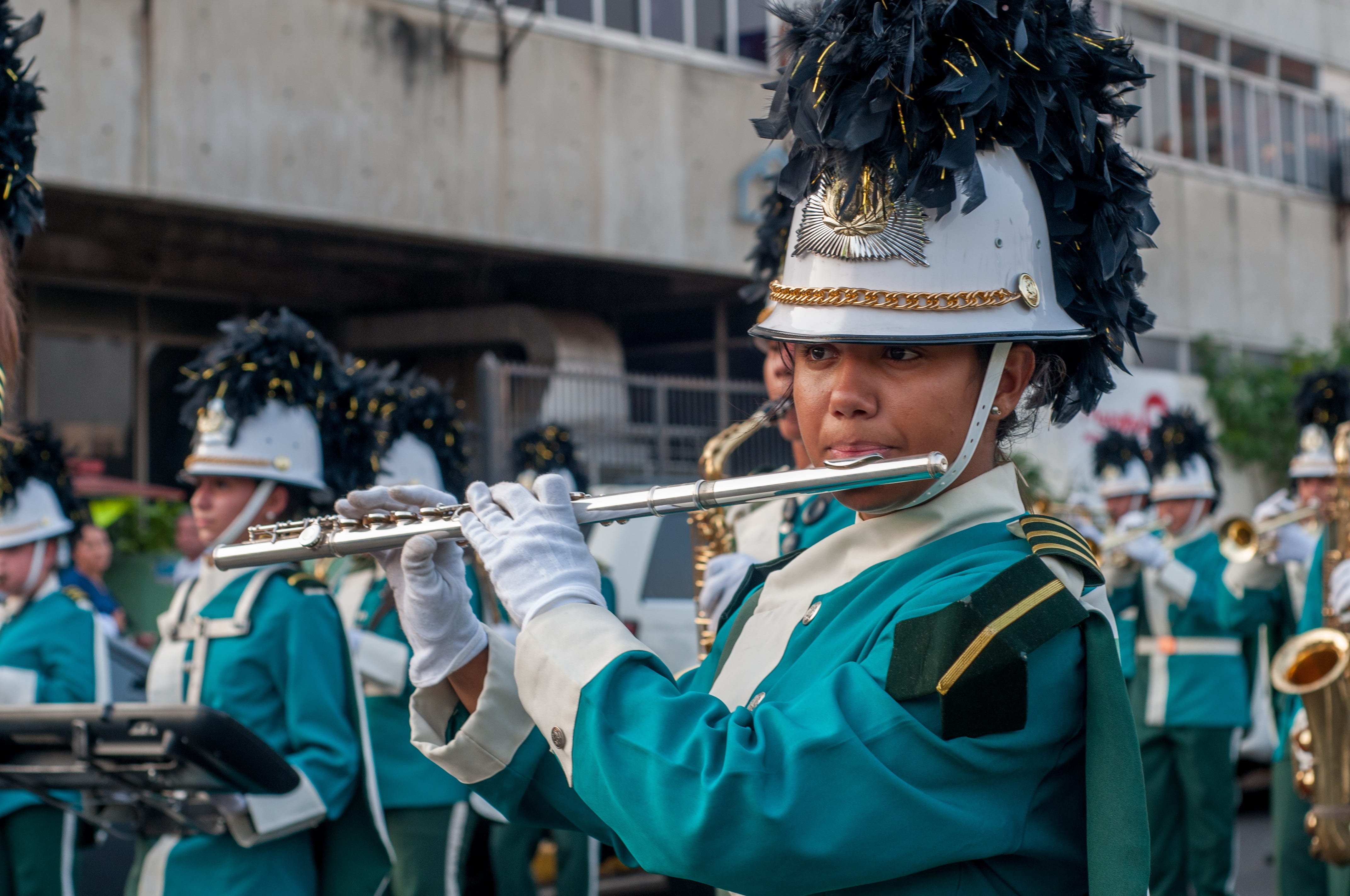 architecture, musical, women, flute, focus on foreground, young adult, clothing, real people, headwear, portrait, band, uniform, costume, parade, marching, HD Wallpaper