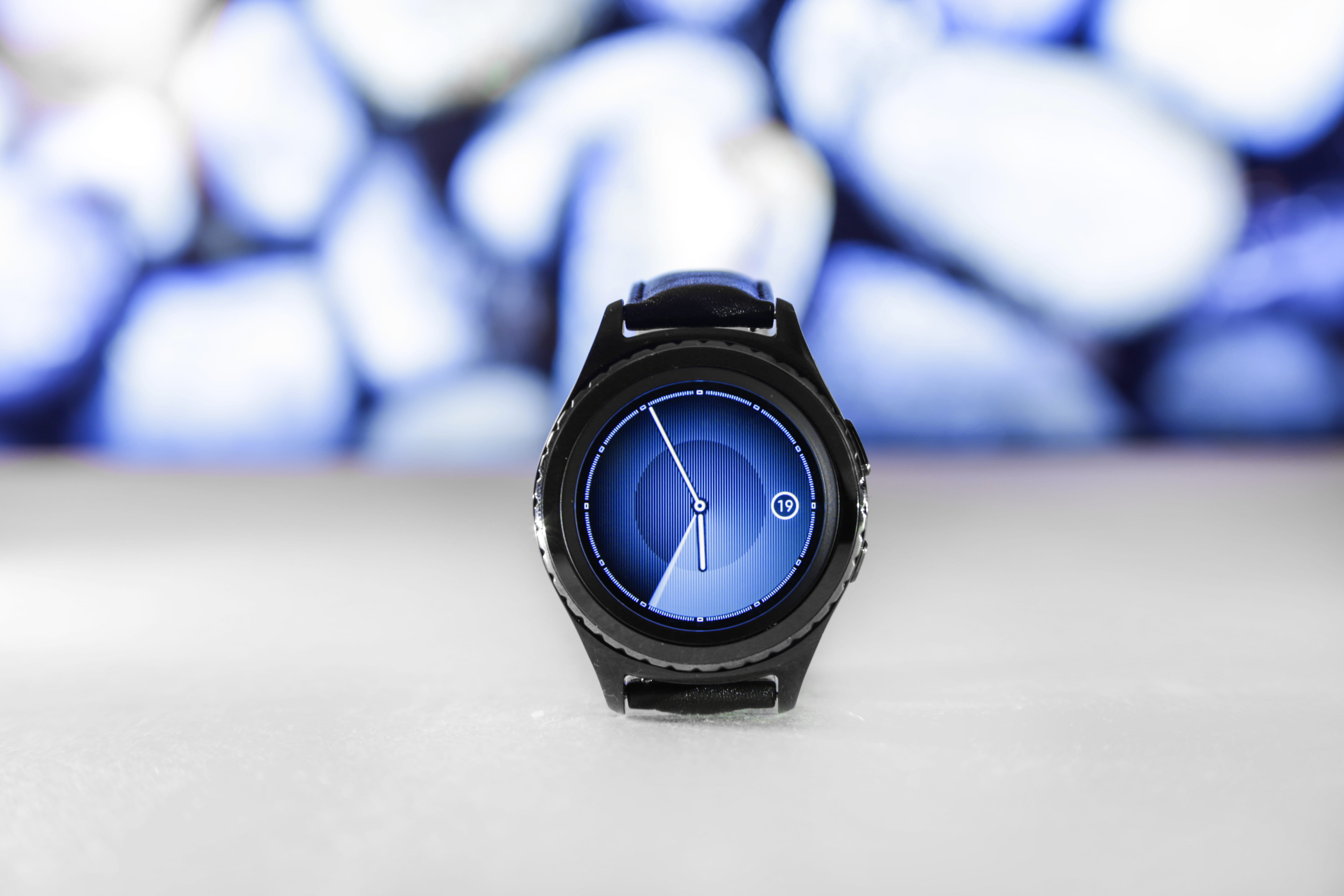 no people, samsung, technology, single object, personal accessory, smartwatch, checking the time, focus on foreground, close-up, clock hand, black, 5K, HD Wallpaper