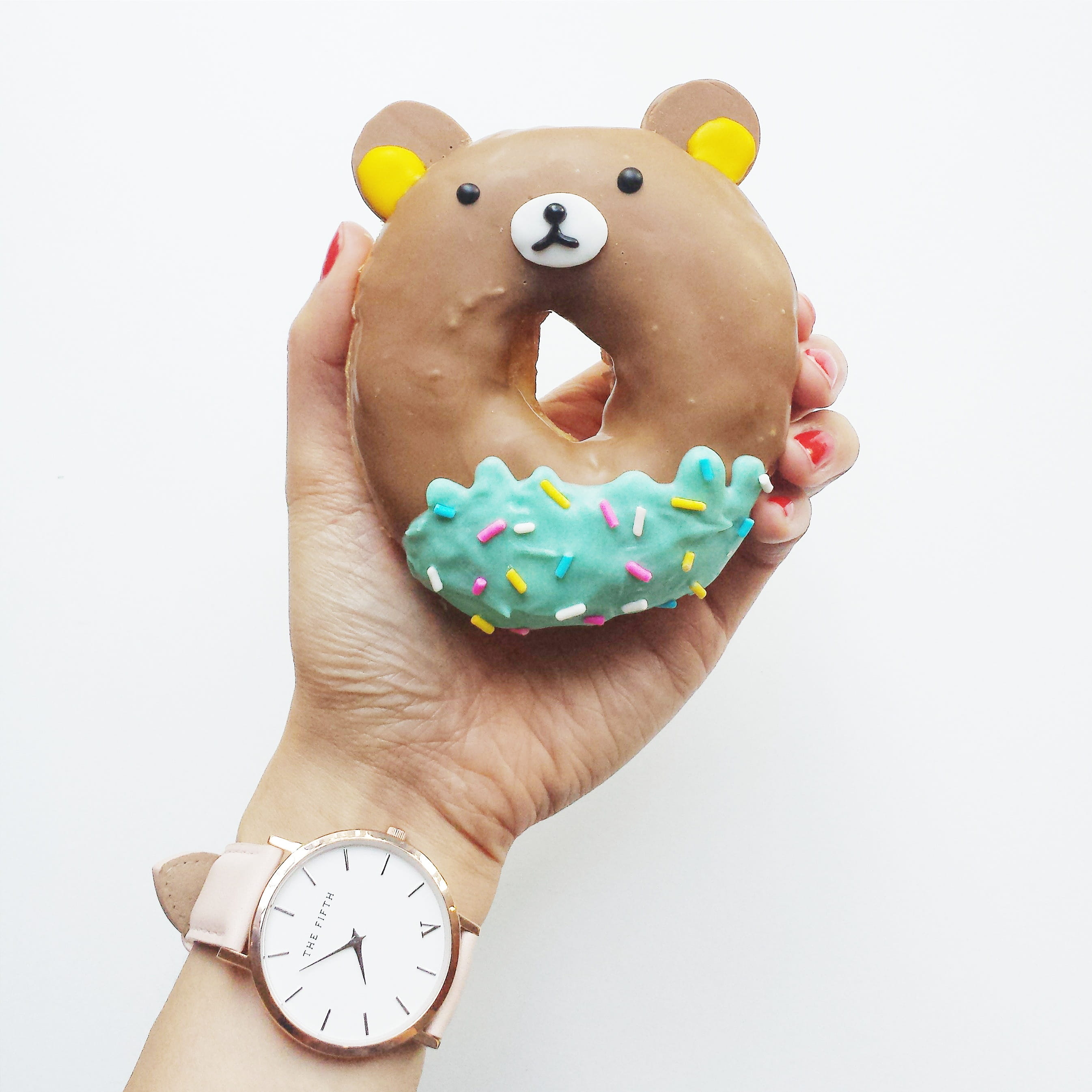 wearable, outdoors, accessory, enjoy, share, representation, sweet food, bear donut, watch, close-up, fashion, children, isolated, frosting, cute donut, Phone HD Wallpaper