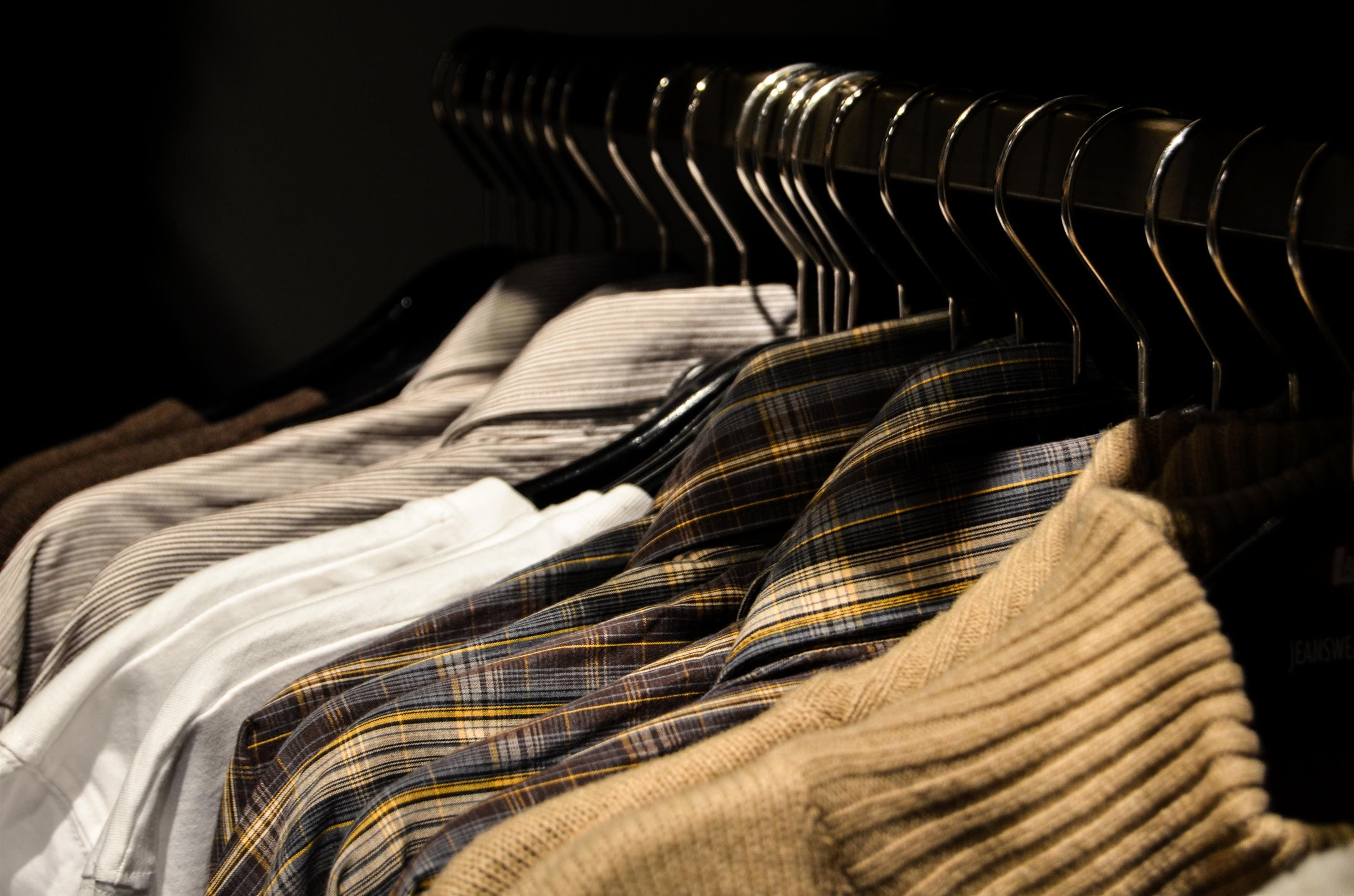 people, organized, coathanger, buy, pattern, assorted, button down shirt, rack, dress, 2K, wear, outerwear, order, large group of objects, design, in a row, HD Wallpaper