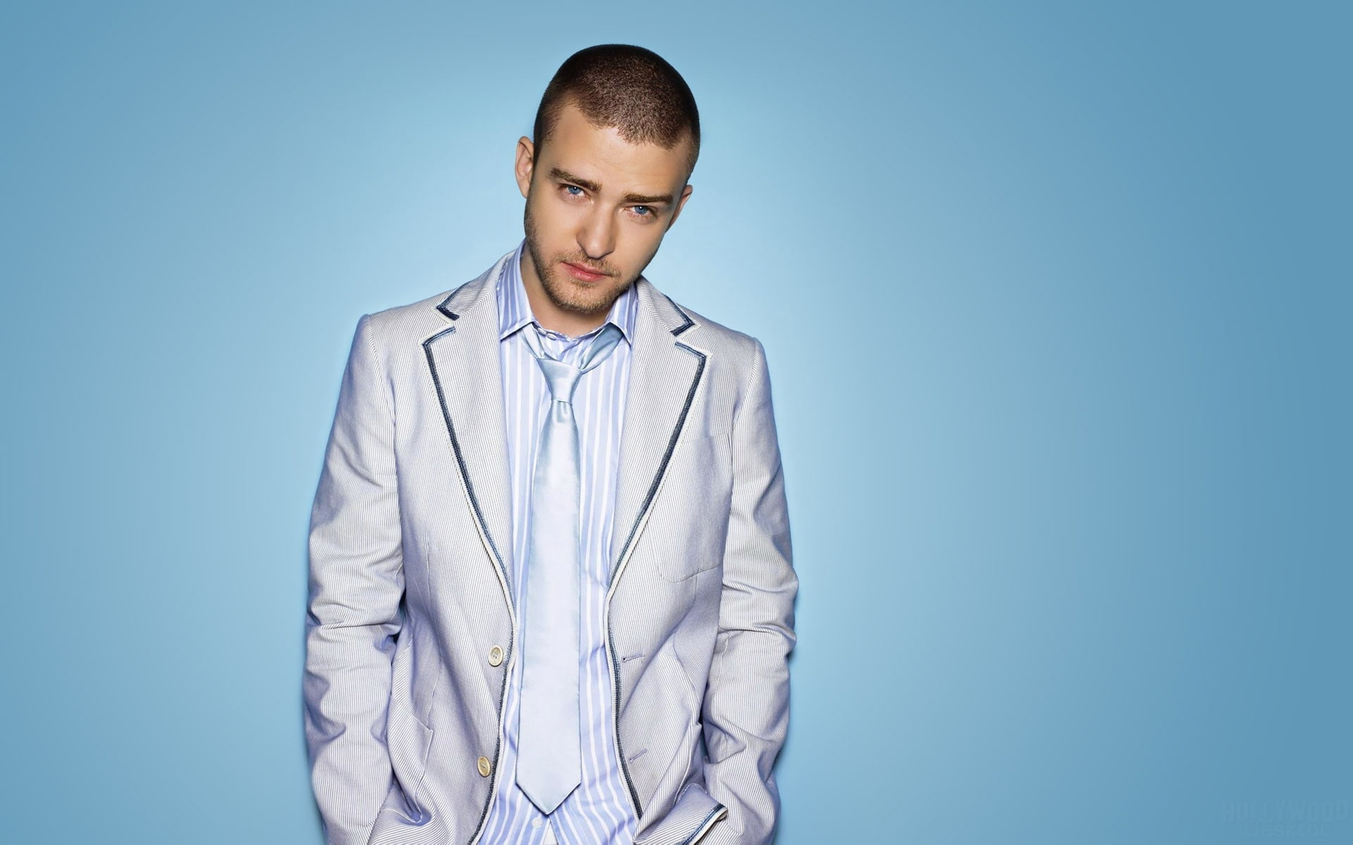 businessman, justin, beauty, tie, suit, male Beauty, clothing, contemplation, guy, success, front view, gray, portrait, caucasian Ethnicity, waist up, confidence, HD Wallpaper