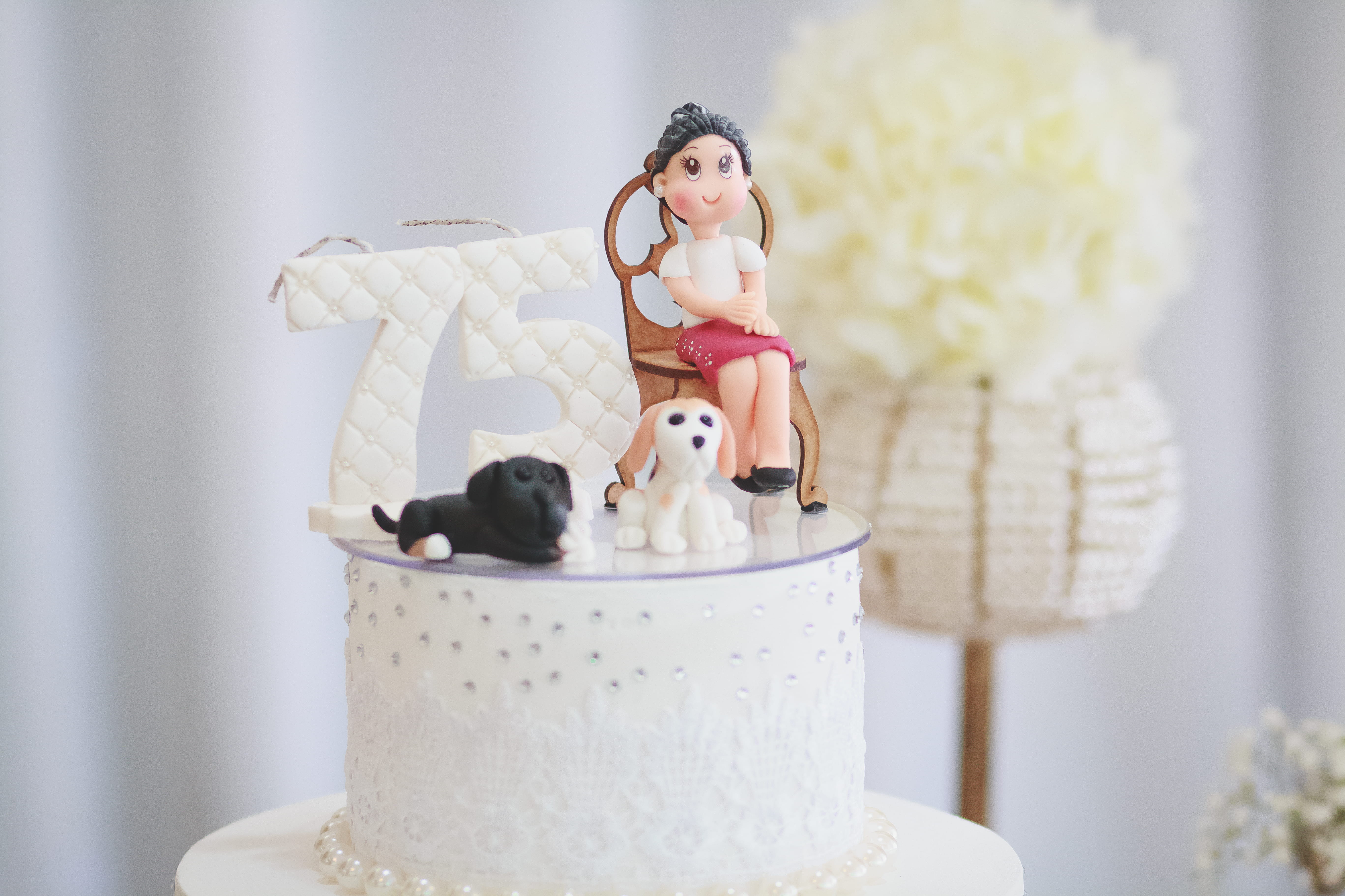sweet food, bride, candles, birthday cake, figurine, wedding, mammal, life events, celebration, girl, event, indoors, adult, 5K, indulgence, sweet, cake, HD Wallpaper