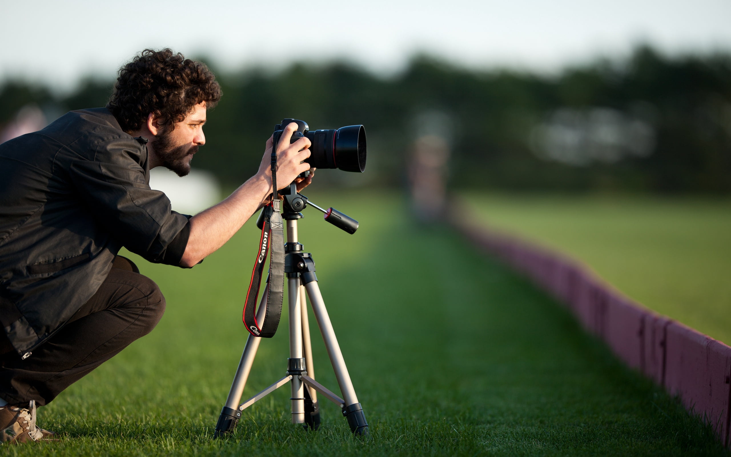 occupation, hobbies, tripod, people, dslr, expertise, professional Occupation, digital Camera, watching, one Person, outdoors, focus on foreground, photography Themes, HD Wallpaper