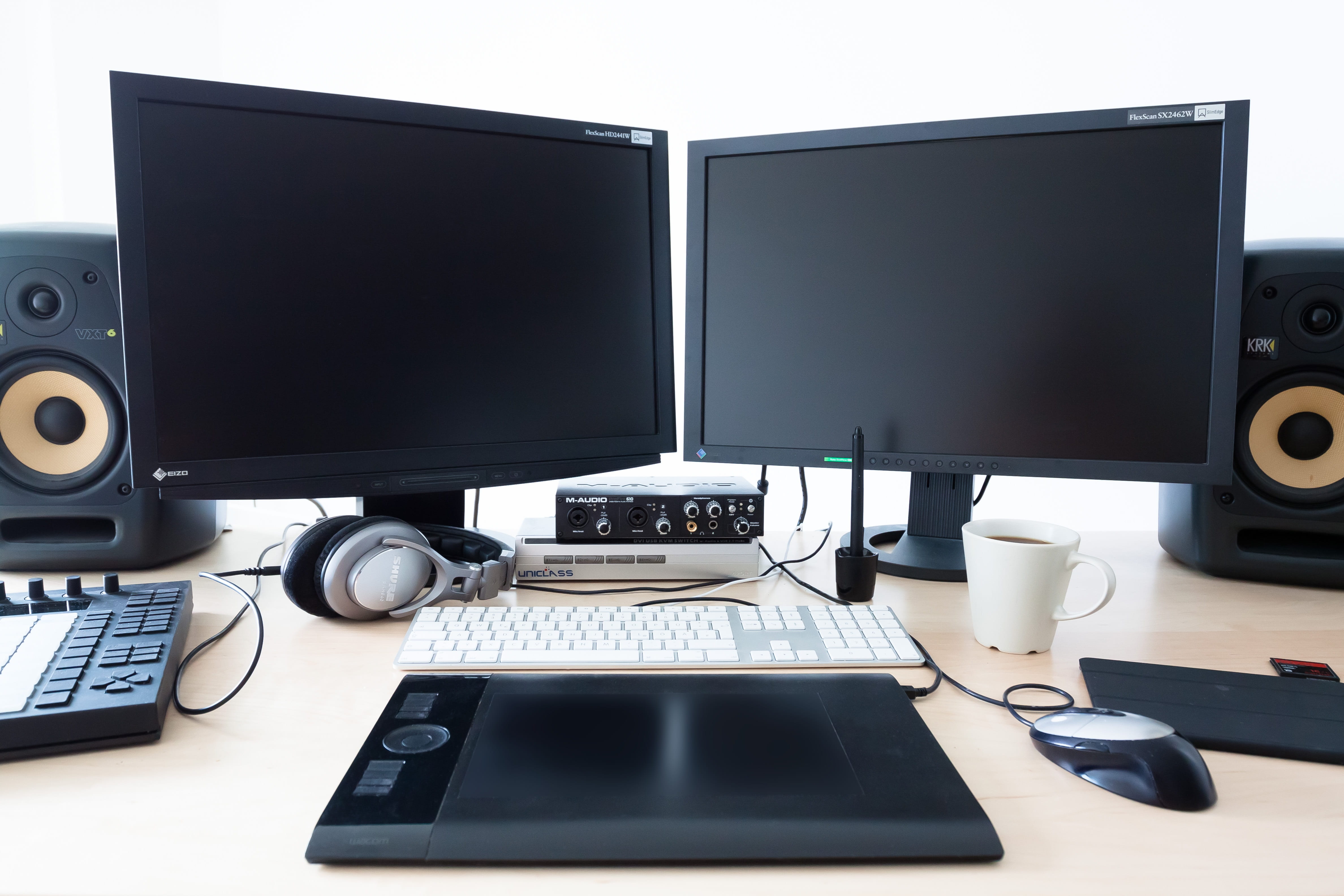 workplace, equipment, communication, monitors, table, electrical equipment, computer keyboard, headphones, digital pen, desktop pc, computer mouse, connection, HD Wallpaper
