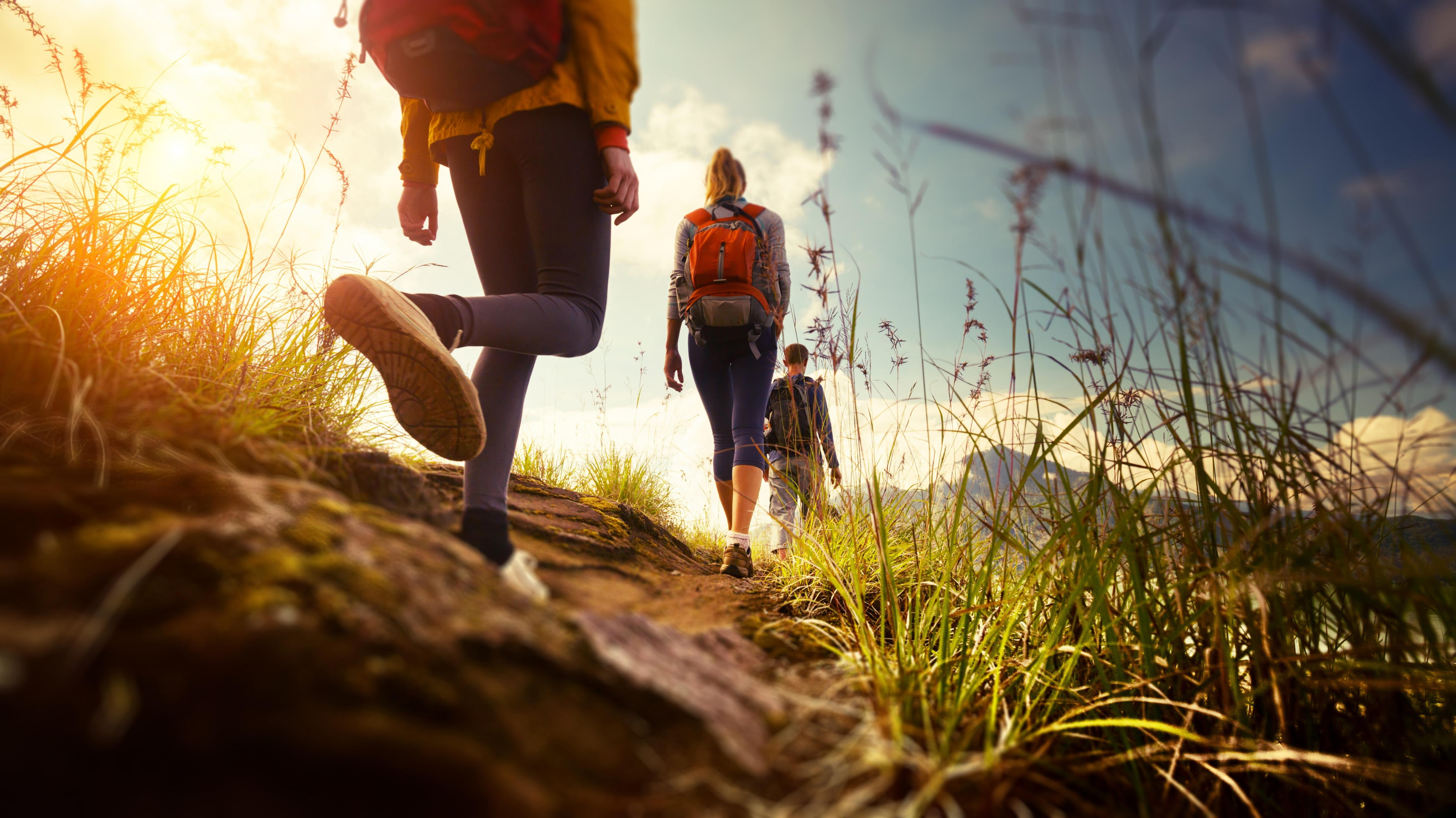 sport, photography, fun, recreation, light, grass, sky, girl, hiking, nature, sunlight, mountain, walk, 5K, adventure, HD Wallpaper