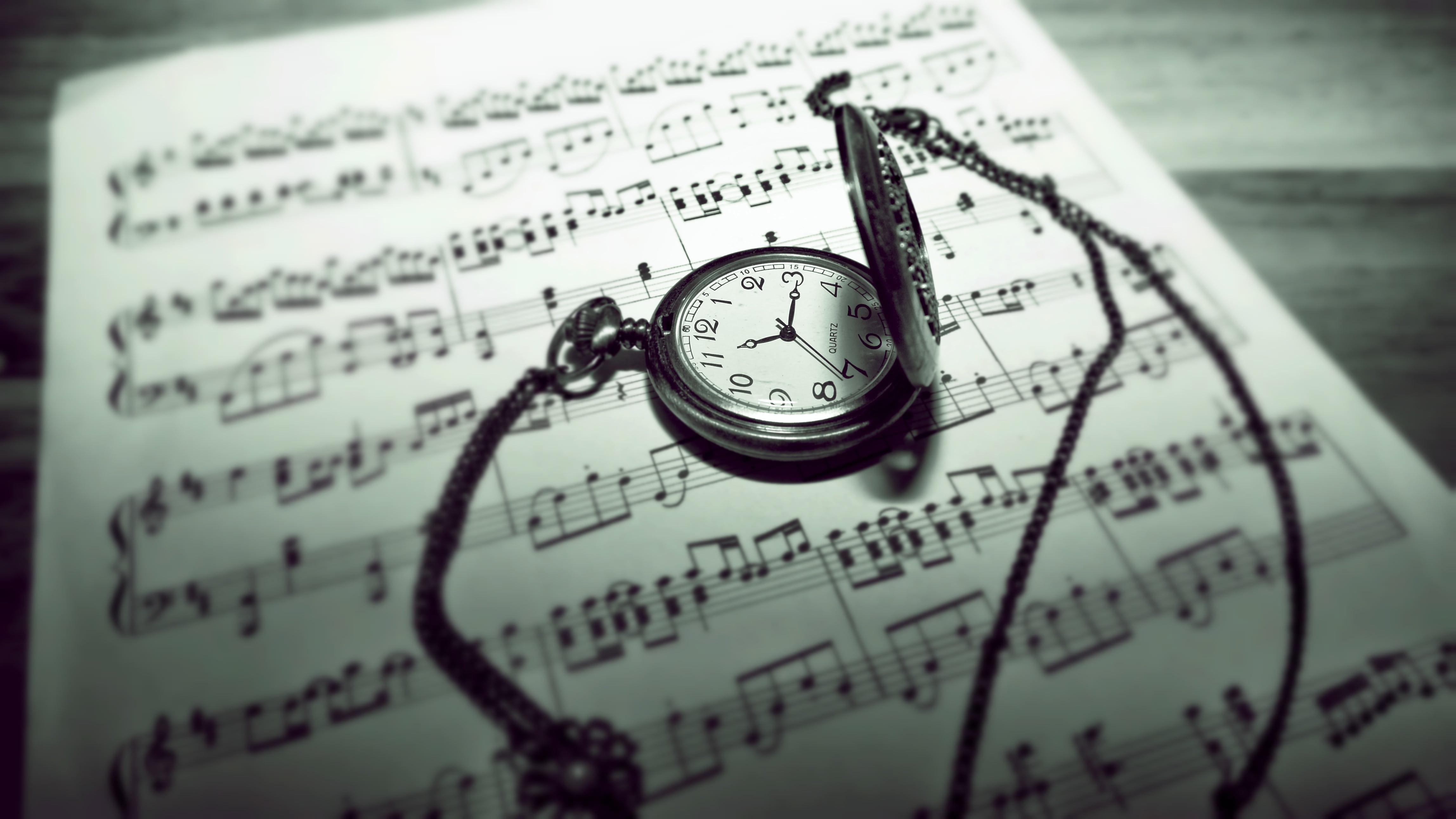 4K, music sheet, accuracy, pocket watch, silver, indoors, time, close-up, note, pocket, no people, selective focus, paper, text, round, watch, communication, HD Wallpaper