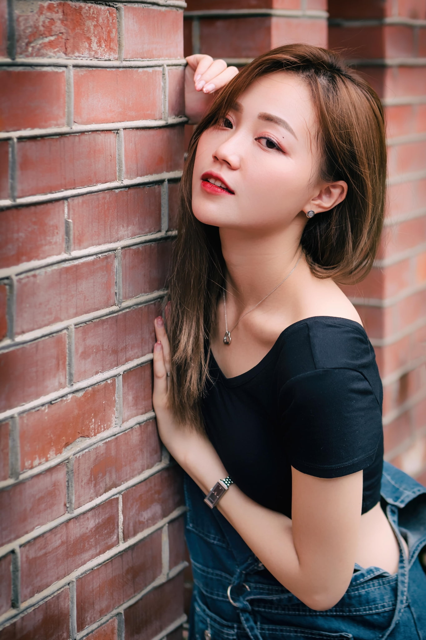 necklace, portrait, watch, women, women outdoors, model, looking at viewer, black tops, overalls, earring, Asian, 1080P, brunette, Phone HD Wallpaper