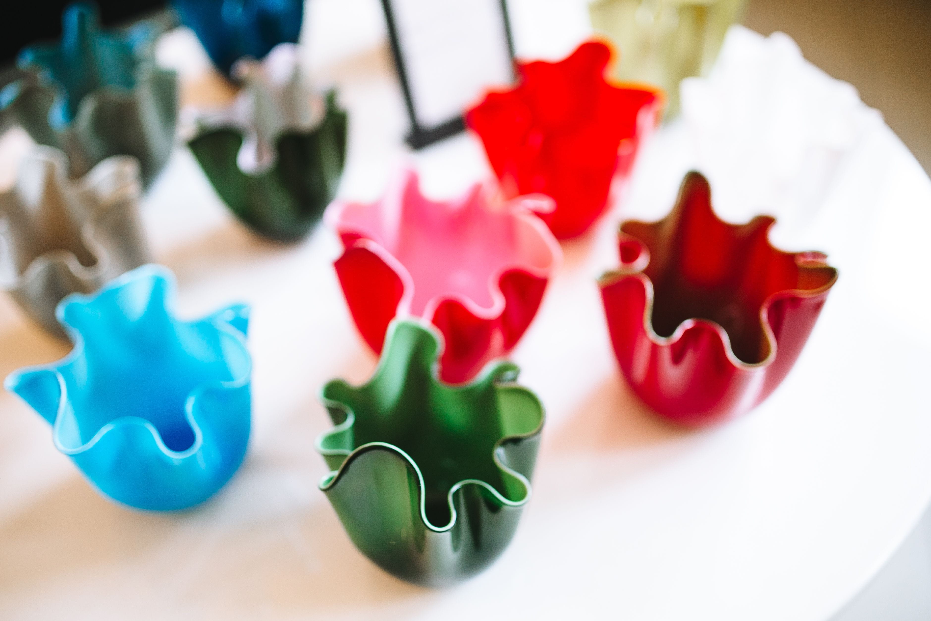 close-up, jigsaw puzzle, still life, high angle view, handmade, multi colored, positive emotion, glass, indoors, museum, white background, studio shot, HD Wallpaper