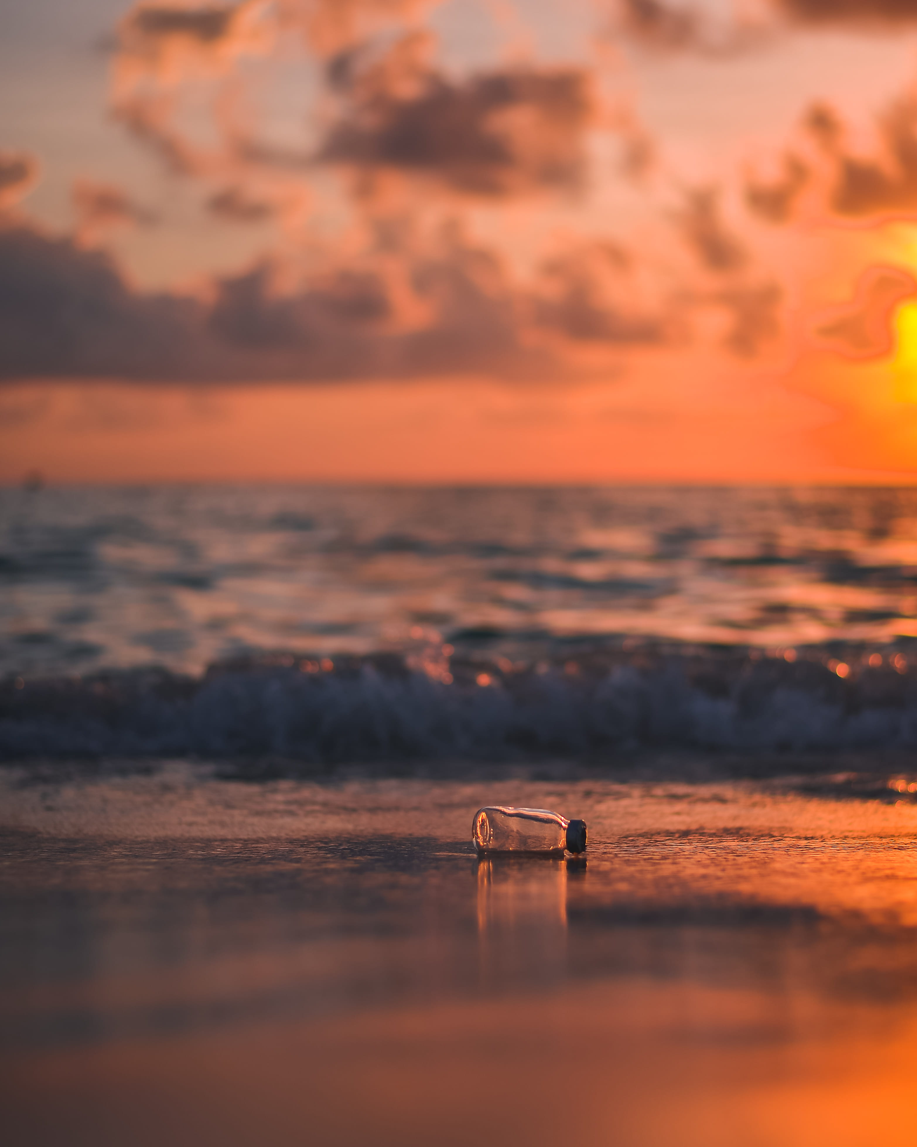 travel, bottle, beauty In Nature, sunrise - Dawn, sunset, sun, horizon, sunlight, reflection, rubbish, orange, sundown, sea, no People, landscape, litter, Phone HD Wallpaper