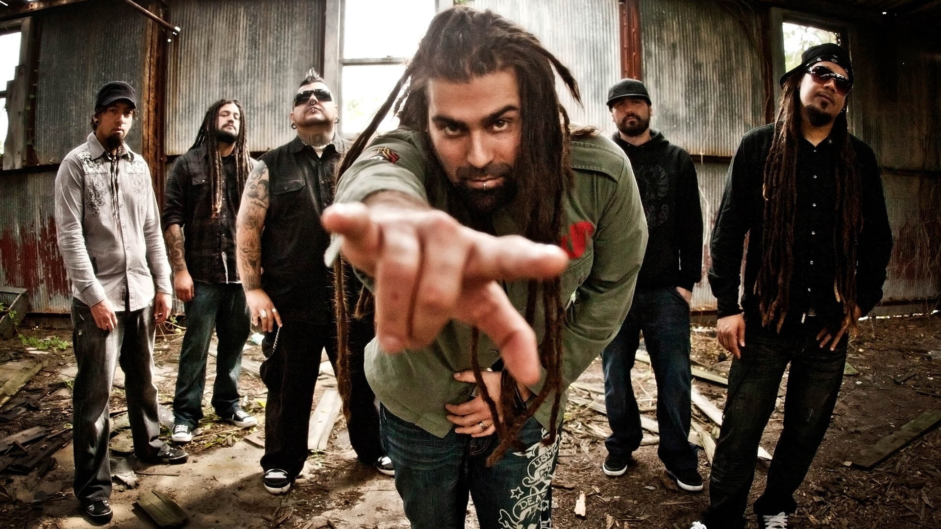 social issues, outdoors, ill nino, real People, dreadlocks, young Men, architecture, men, horror, casual Clothing, dirty, women, caucasian Ethnicity, 1080P, HD Wallpaper