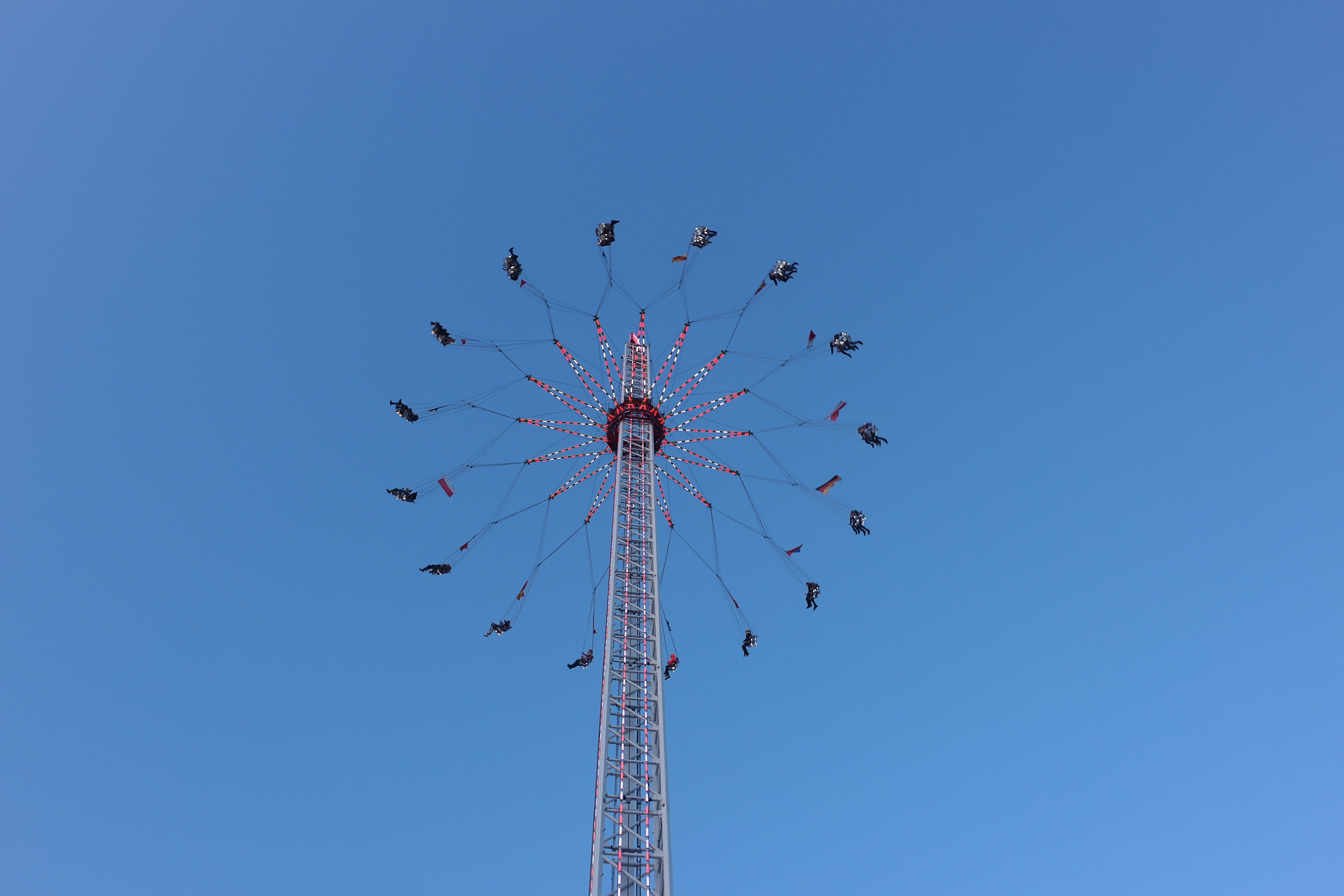 communication, rides, fairground, folk festival, fun, low angle view, far above, carousel, steel, high, hustle and bustle, dancing towers, architecture, HD Wallpaper
