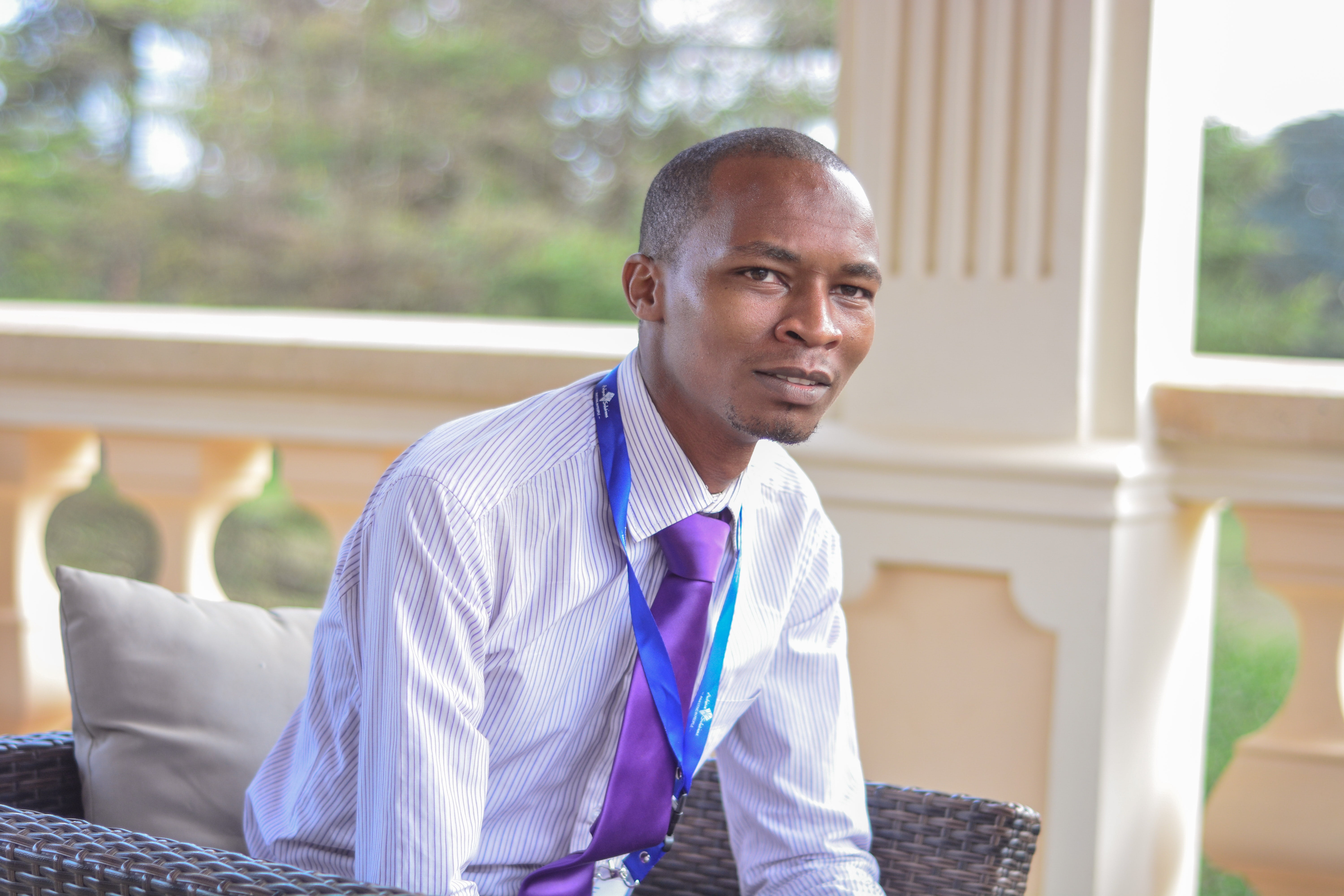 5K, one Person, business Person, males, corporate business, shirt and tie, day, well-dressed, jpg, front view, mature men, african Descent, outdoors, looking at camera, HD Wallpaper