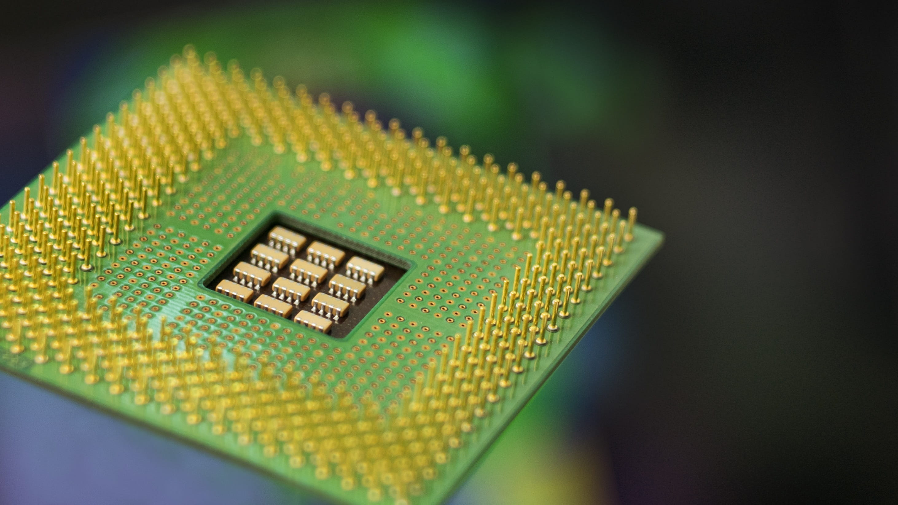 accuracy, connection, store, commercial, hardware, no people, electrical equipment, computer, selective focus, technology, computer equipment, equipment, HD Wallpaper
