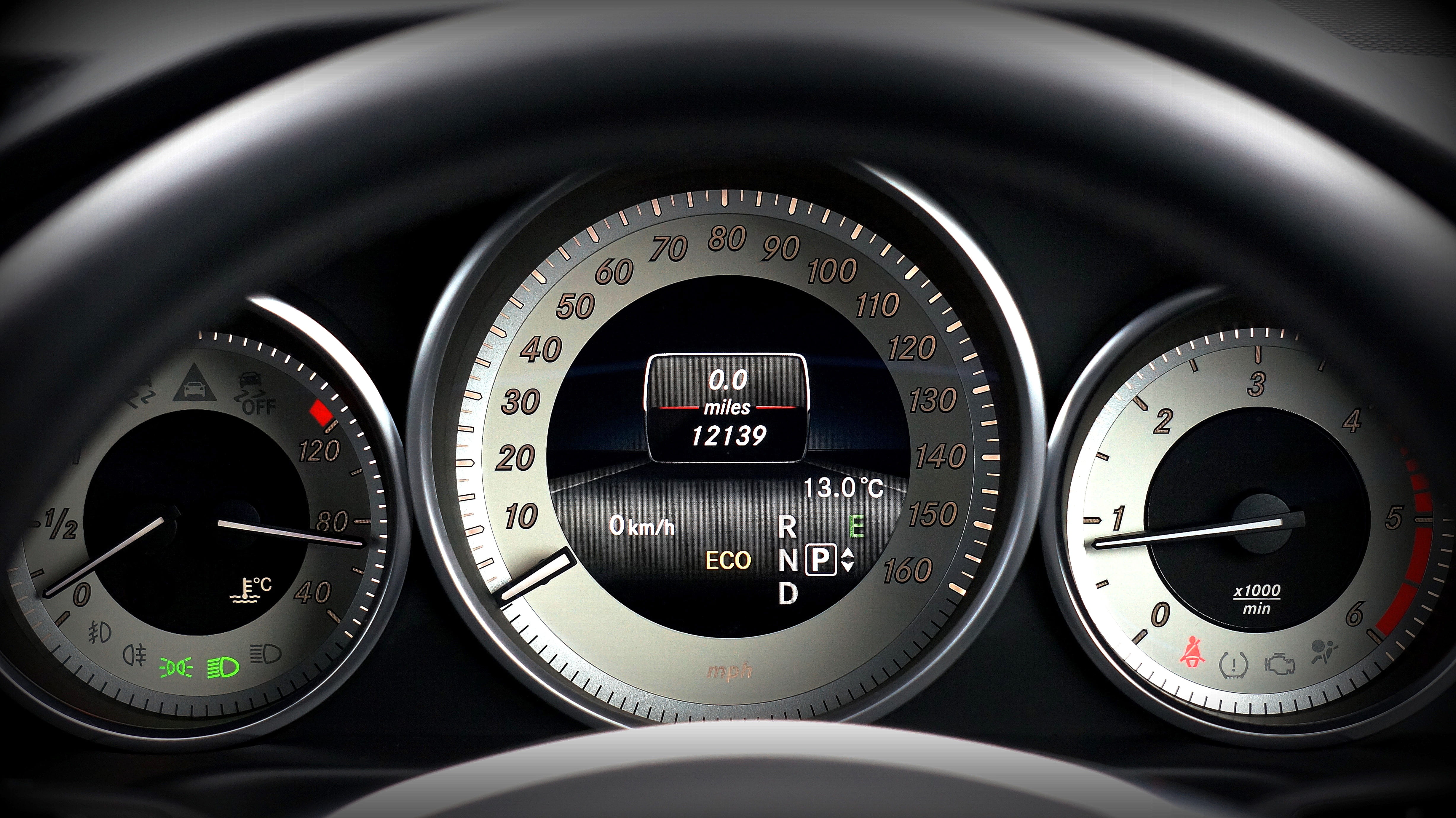 instrument, auto racing, automotive, black, automobile, shape, motor vehicle, odometer, car, mode of transportation, 4K, panel, car interior, geometric shape, HD Wallpaper