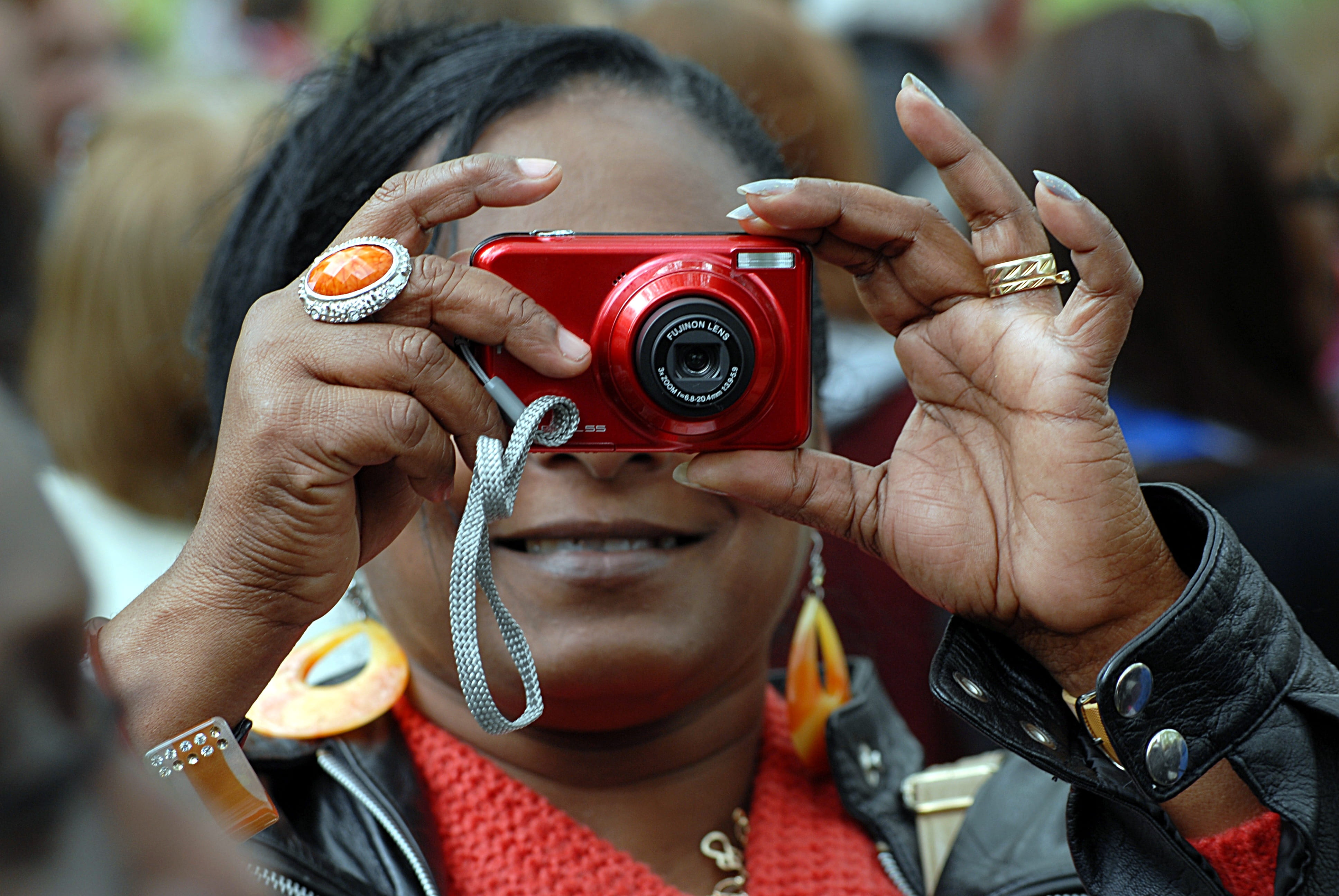 photographing, digital camera, black, photography themes, black woman, Camera, human hand, people, camera - photographic equipment, women, picture, headshot, HD Wallpaper