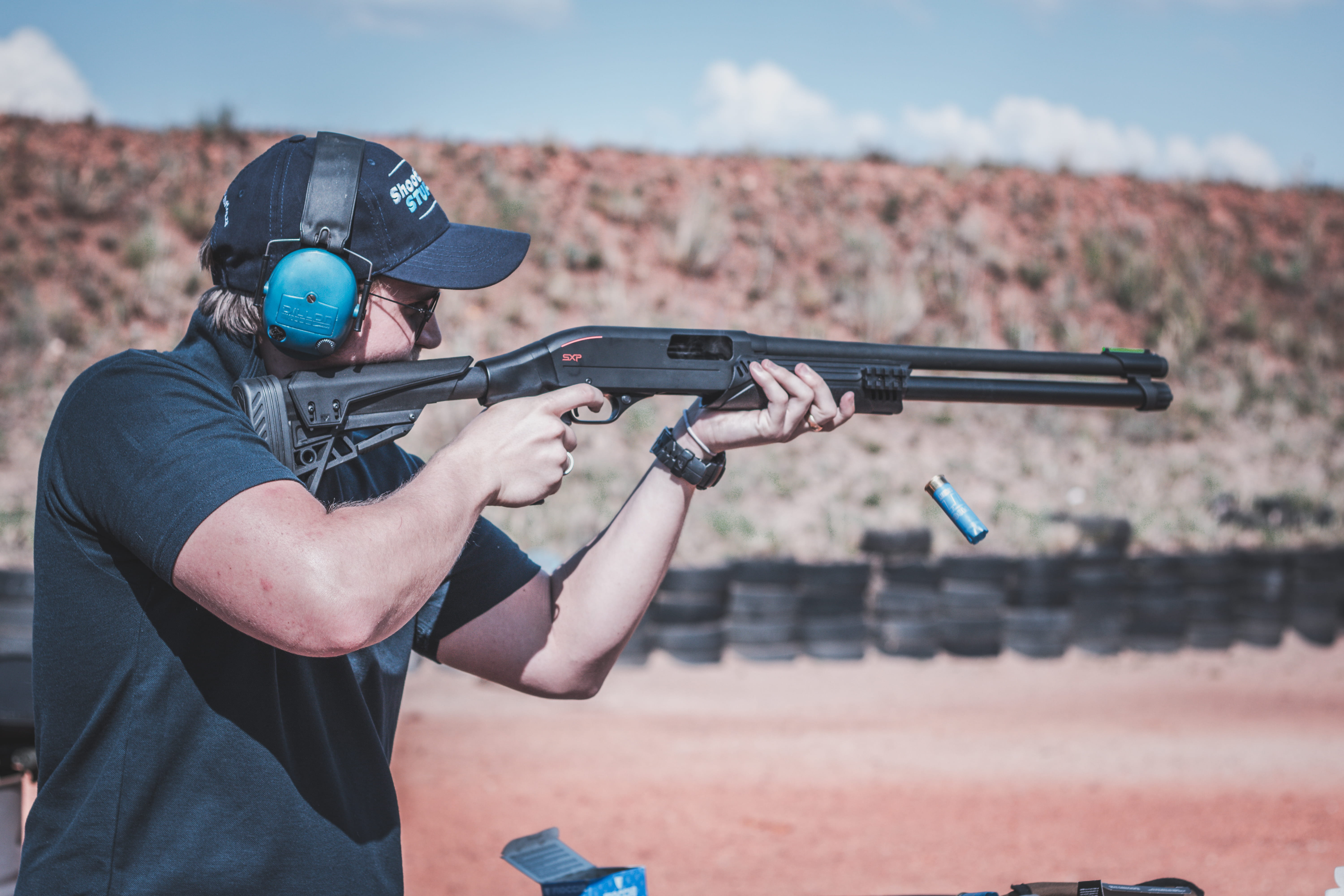 adult, man, target shooting, outdoors, focus, depth of field, photo, real people, firing, shotgun, guy, male, dangerous, aiming, offense, land, men, shoot, HD Wallpaper