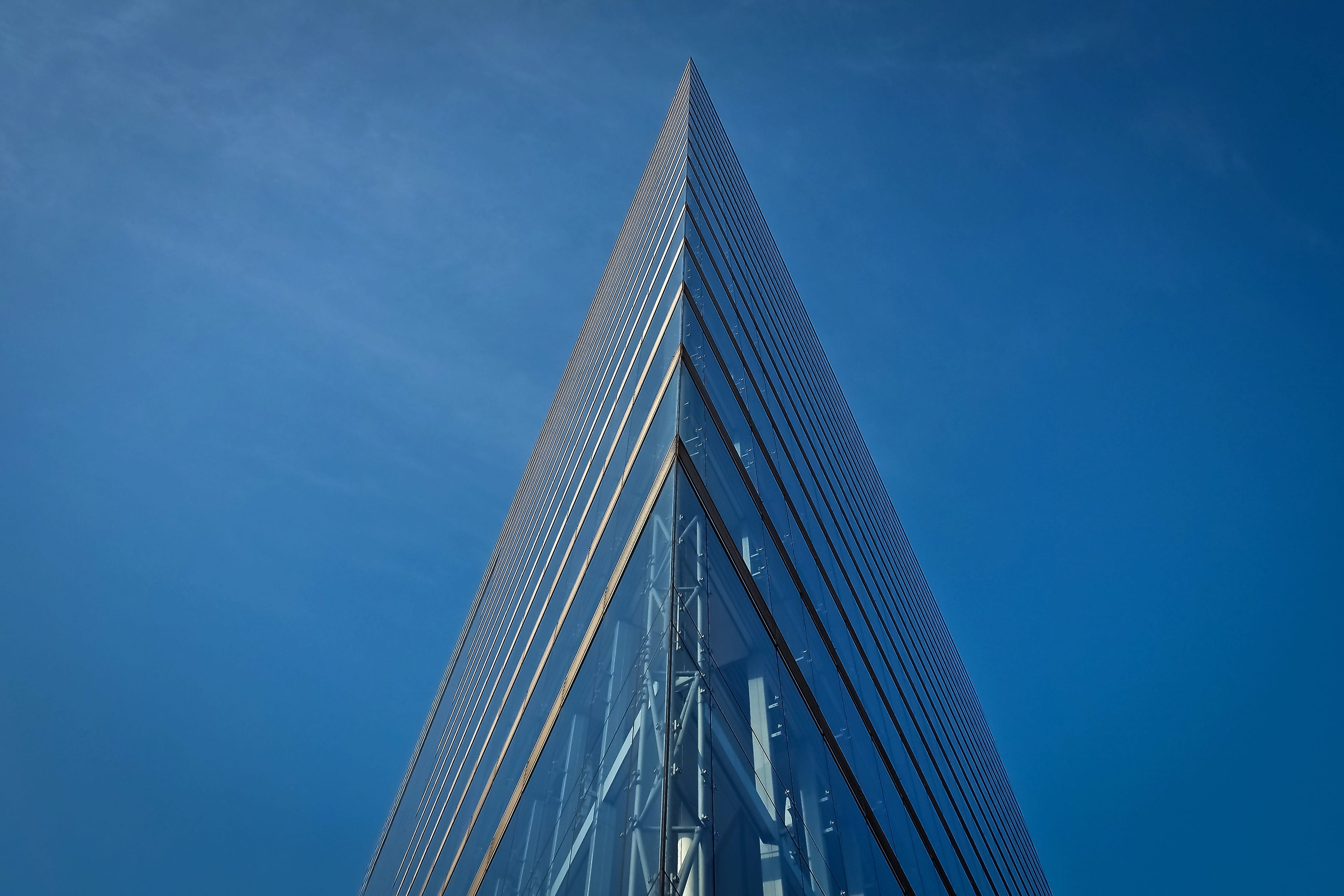 blue, outdoors, modern high rise building, town center, tower, facade, transportation, places of interest, window, city, media harbour, structure, construction art, HD Wallpaper