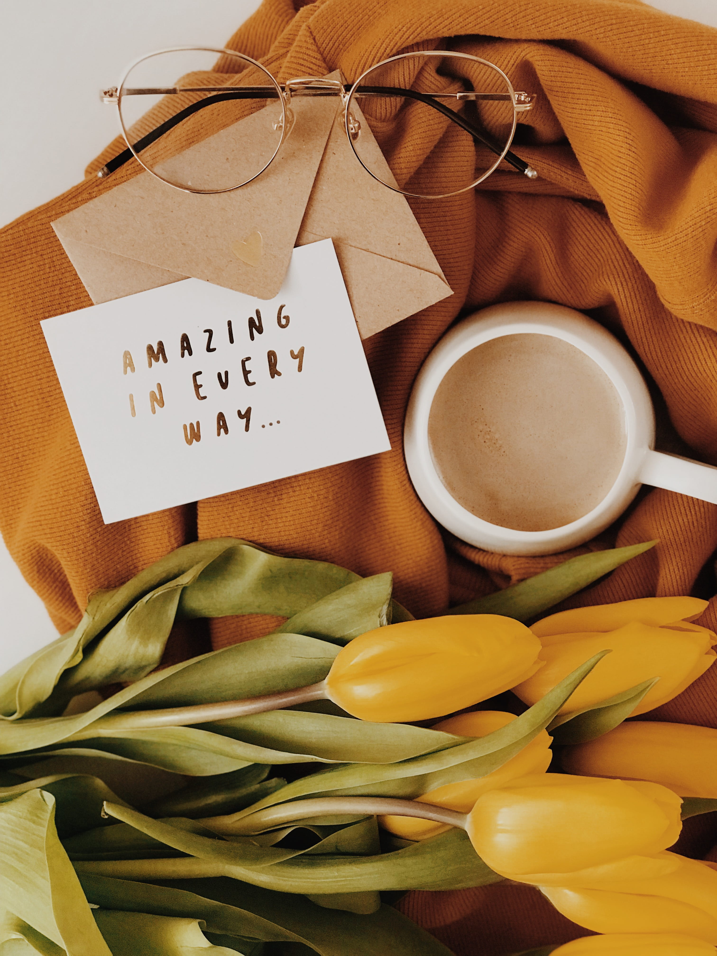 coffee - drink, close-up, cup, glasses, flowering plant, coffee cup, heel, money, pottery, calligraphy, glass, high angle view, saucer, indoors, communication, Phone HD Wallpaper