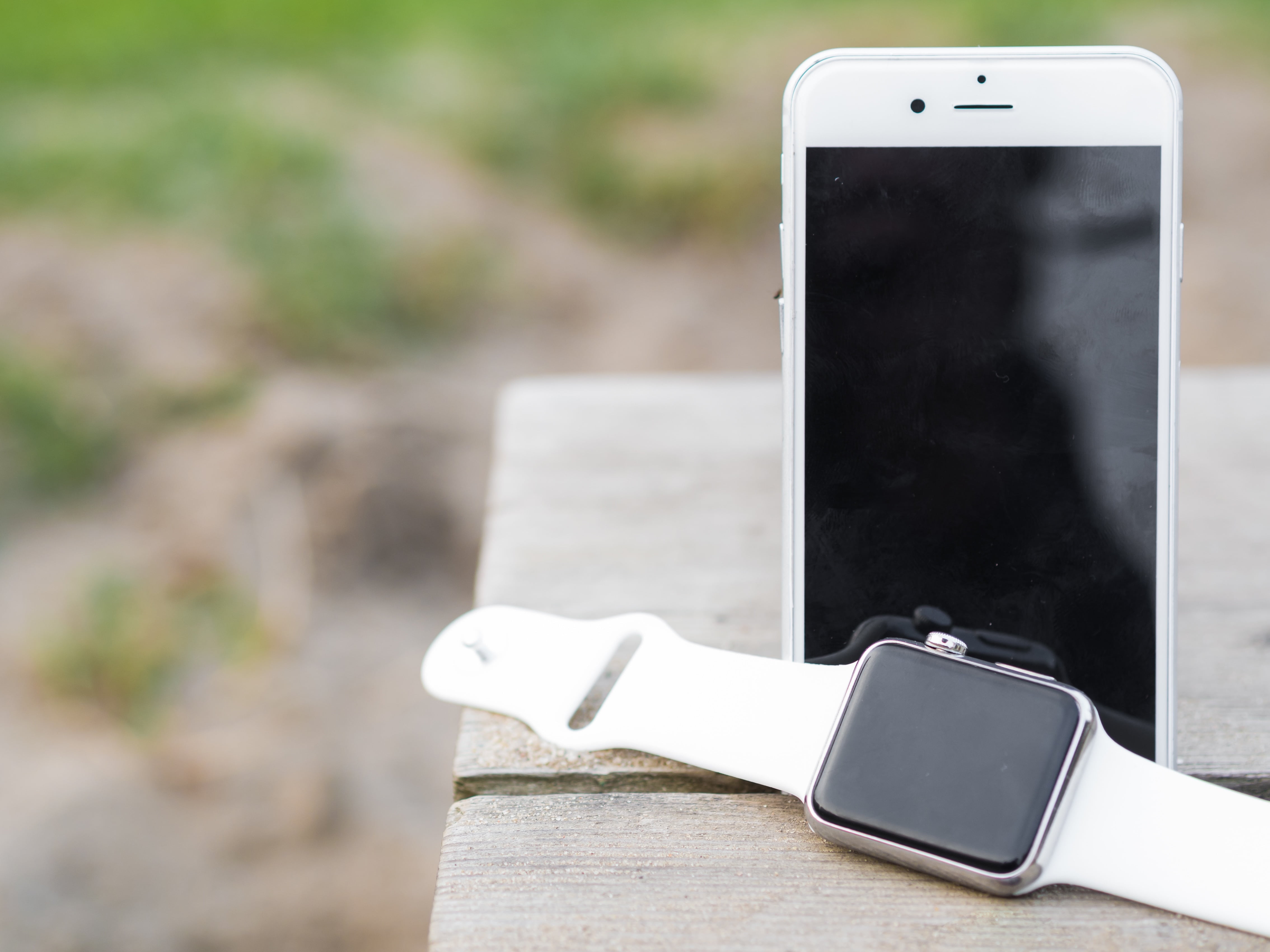 wireless technology, digital, blank, application, connection, telecommunications equipment, white, design, smart phone, plus, time, focus on foreground, HD Wallpaper