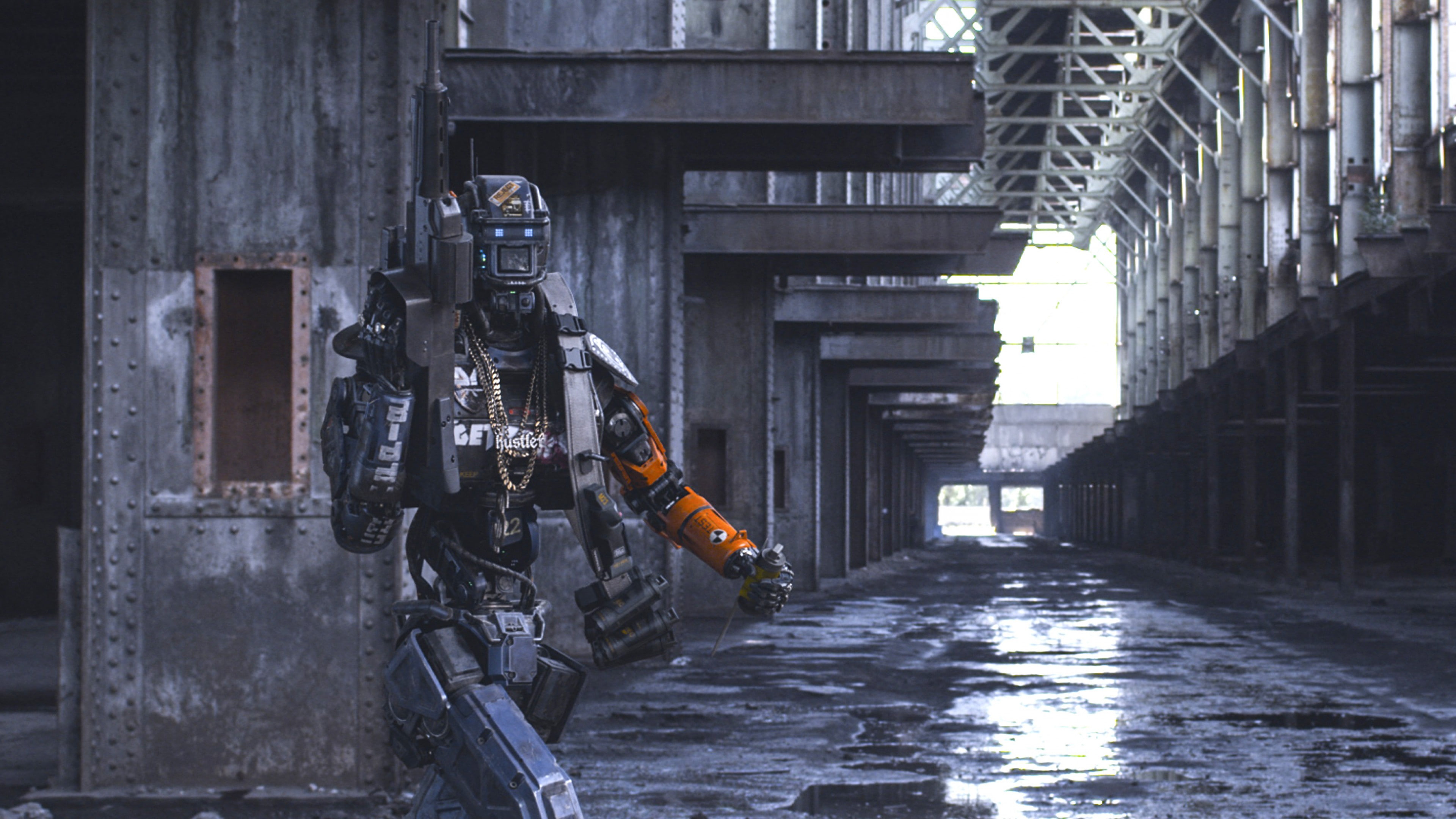 Chappie, gun, Best Movies of 2015, robot, holding, Die Antwoord, 4K, daytime, HD Wallpaper
