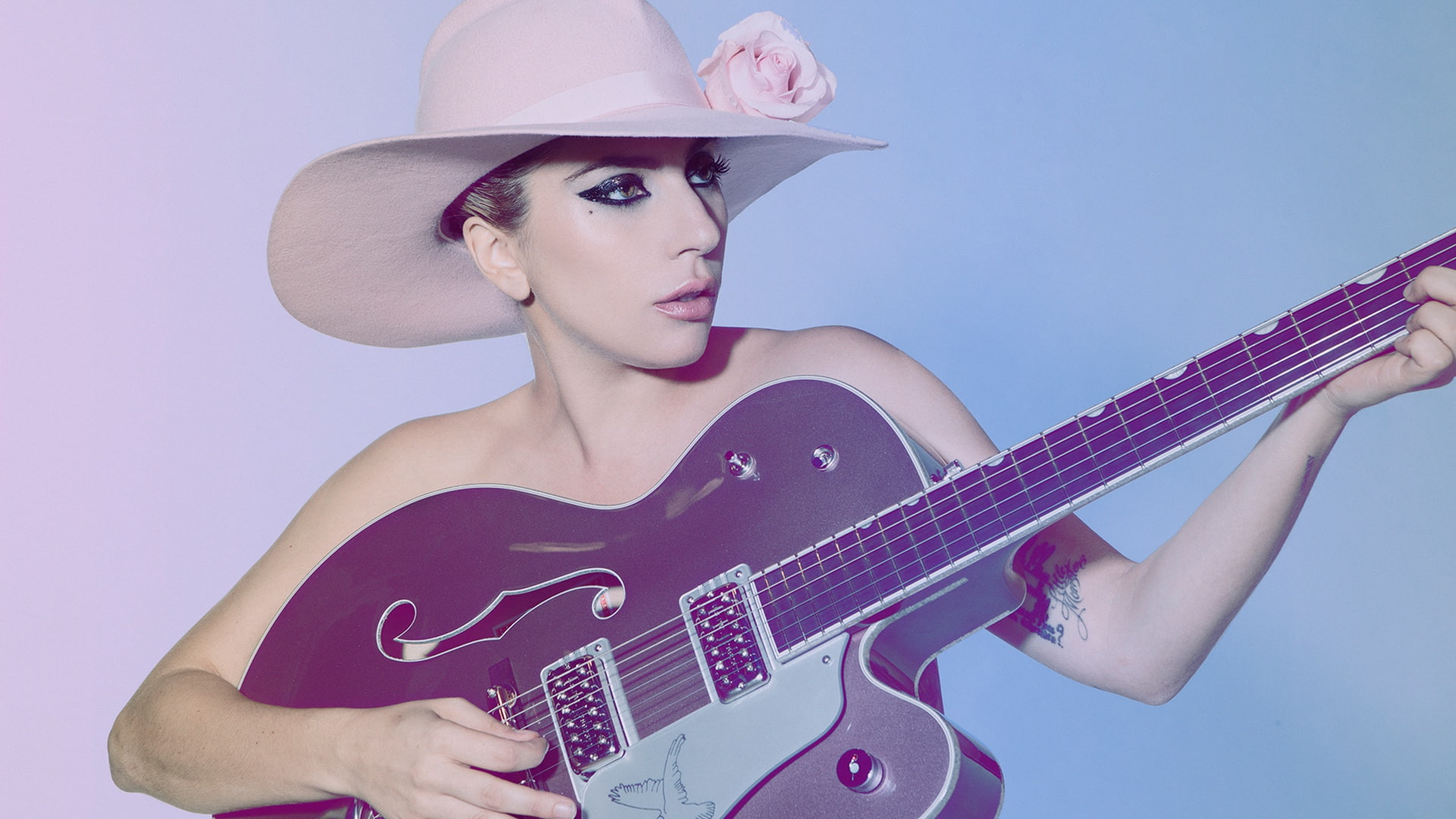 singer, SNL, 1080P, hairstyle, Mary Ellen Matthews, guitar, makeup, background, hat, Lady GaGa, HD Wallpaper