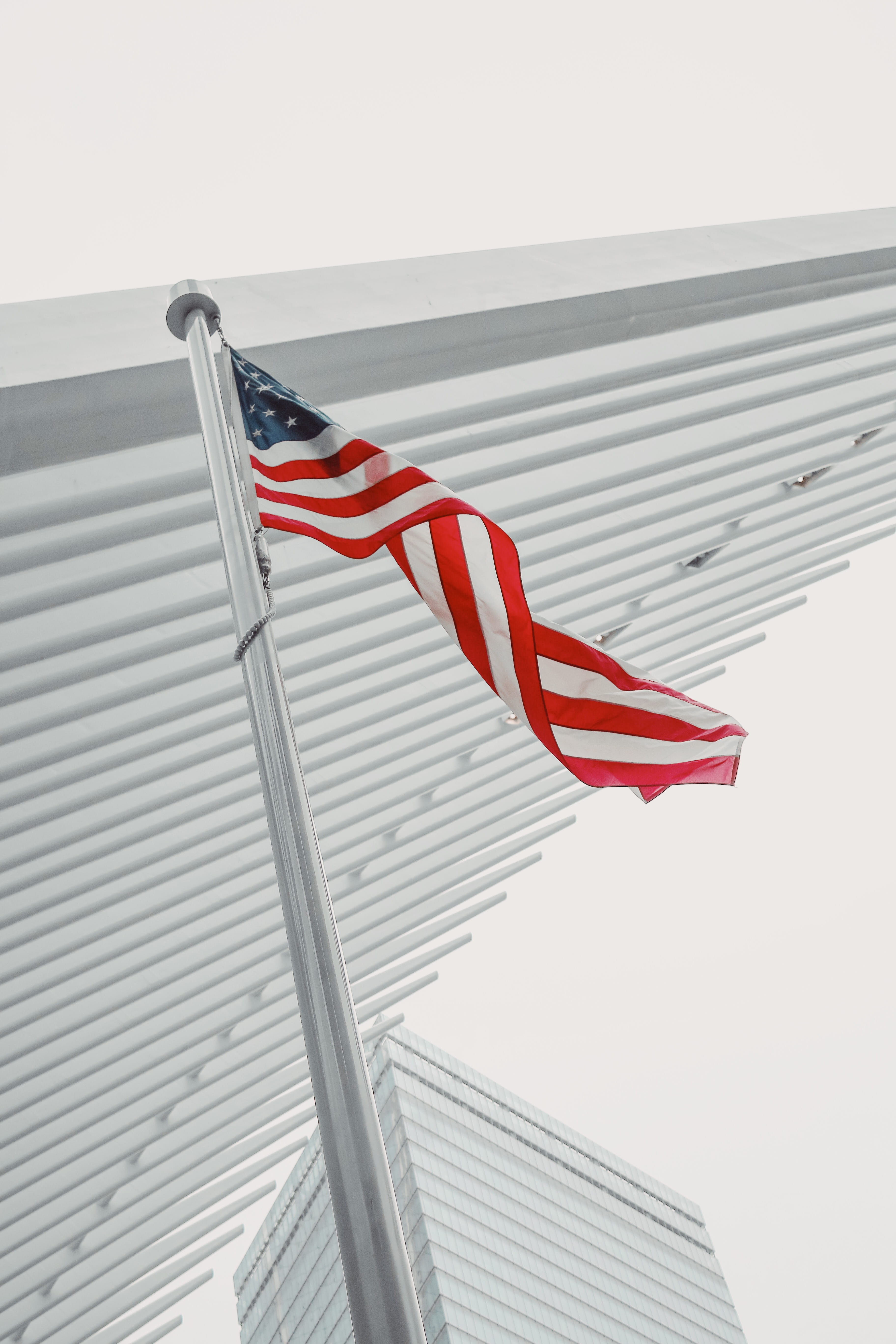 postal office, striped, s, streets, arrow, flag, day, no people, drying rack, wind, building exterior, american flag, independence, pole, 5K, urban, low angle view, Phone HD Wallpaper