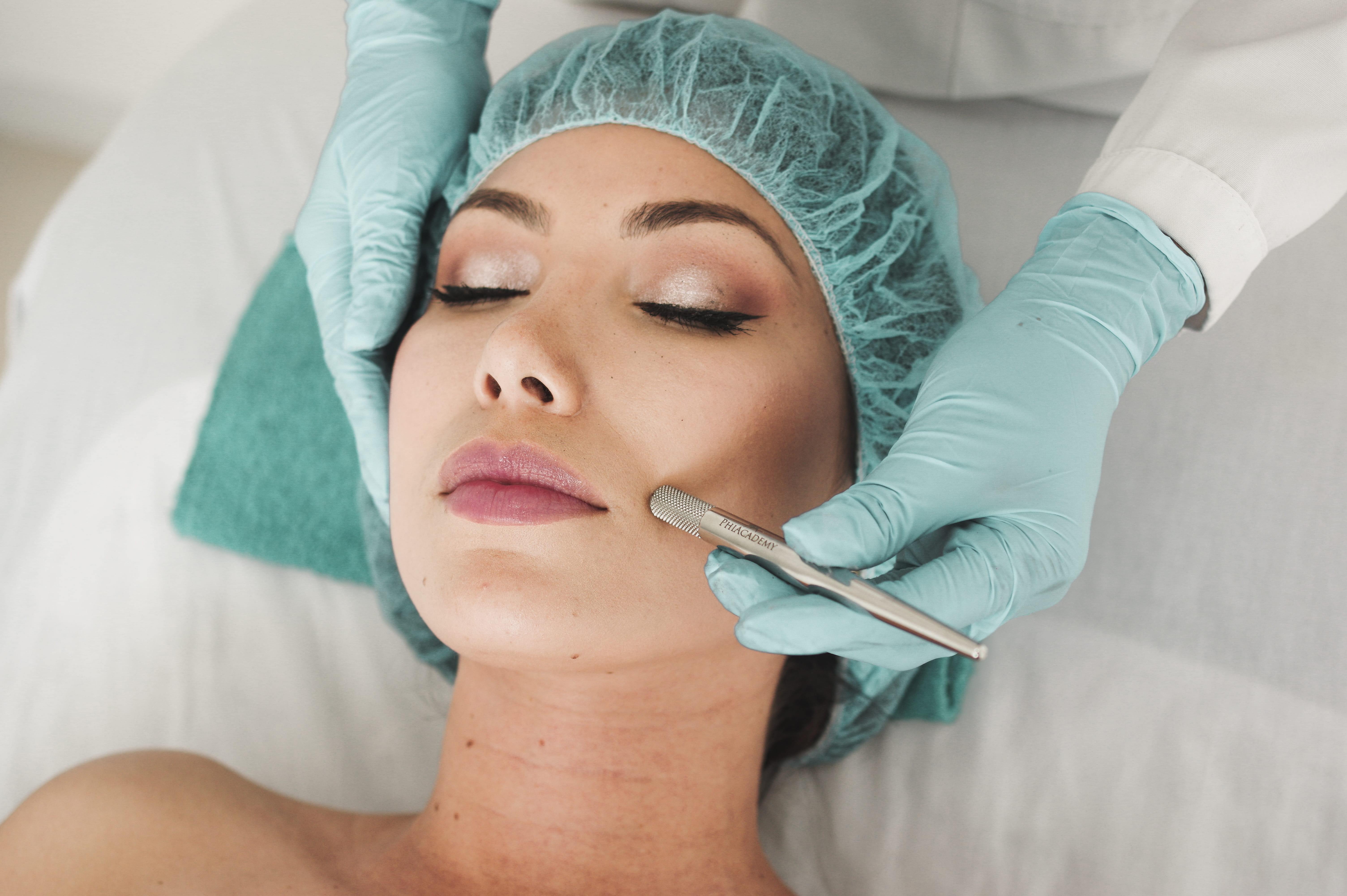 surgical cap, occupation, woman, females, body care, beautiful woman, liposuction, surgeon, human body part, hand, women, people, eyes closed, headshot, HD Wallpaper