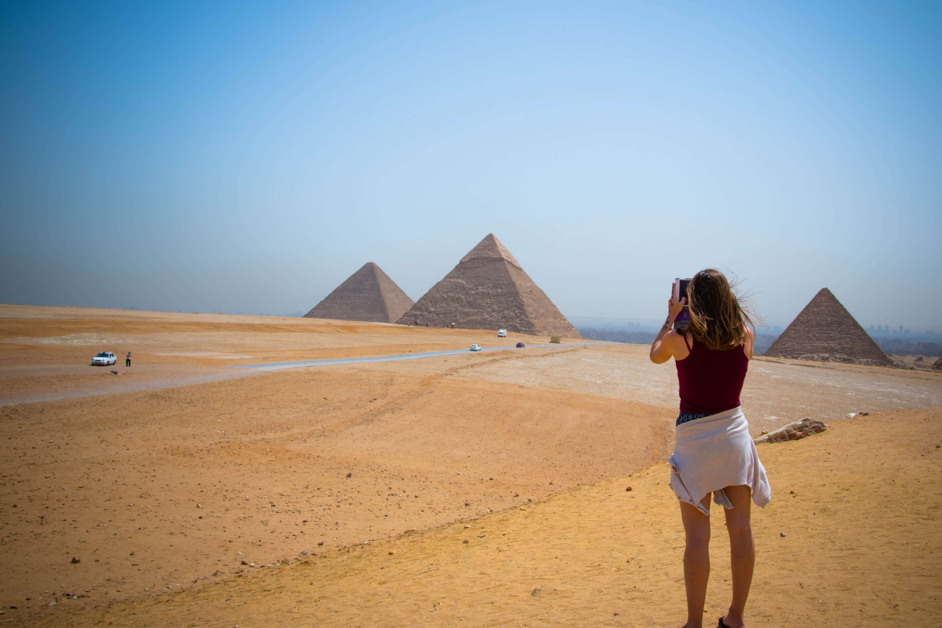 sky, rear view, outdoors, leisure activity, historical, one person, history, 4K, sand, architecture, nature, pyramid, land, women, ancient civilization, HD Wallpaper