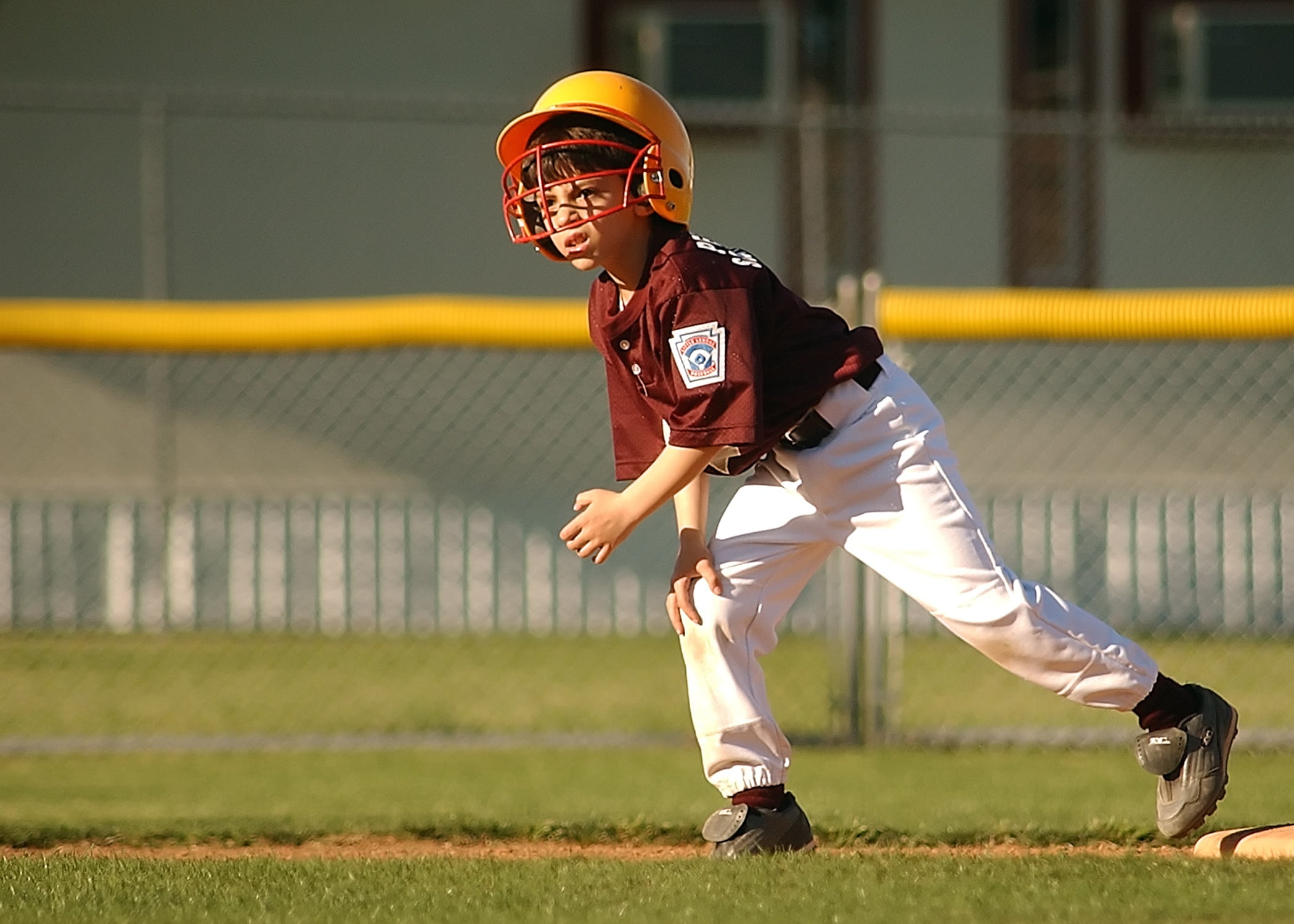 sports helmet, young, runner, playing Field, 1080P, athletics, males, sport, baseball, offspring, ballgame, game, education, second base, sports Team, HD Wallpaper
