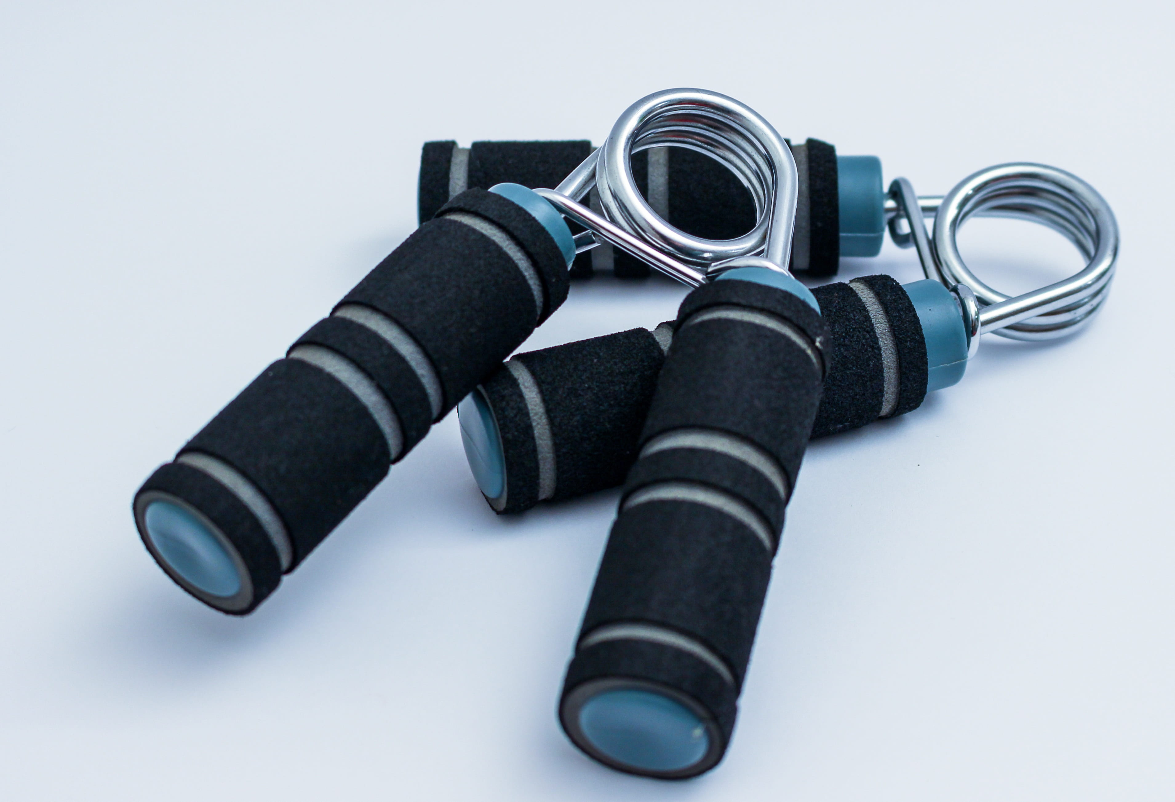 photography themes, binoculars, lens - eye, searching, no people, black color, workout, man made, hand, high angle view, healthy, technology, grips, exercise equipment, HD Wallpaper