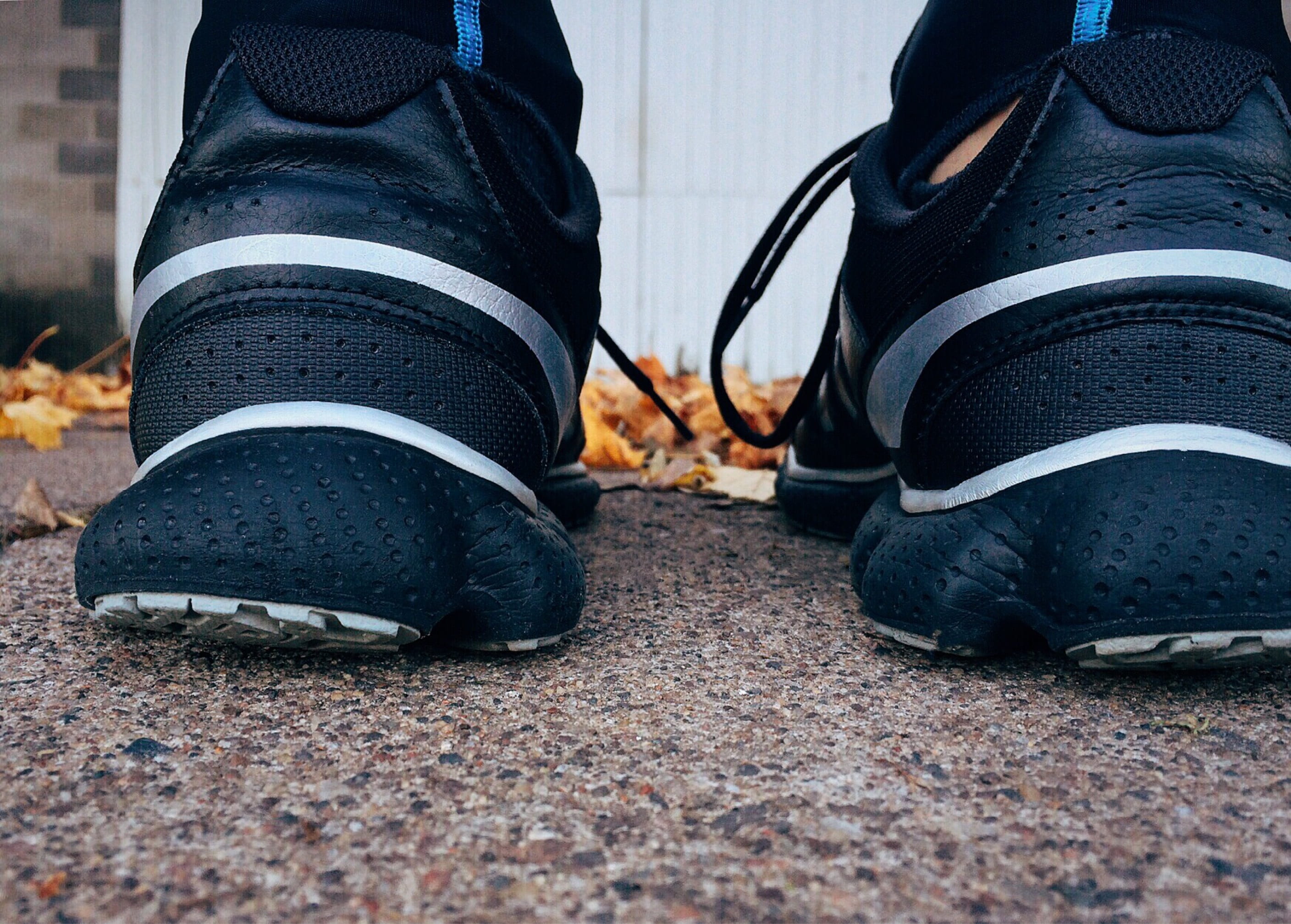 unrecognizable person, real people, people, 2K, jeans, human limb, athlete, fitness, standing, gray, day, black, shoes, boot, shoelace, low section, body part, HD Wallpaper