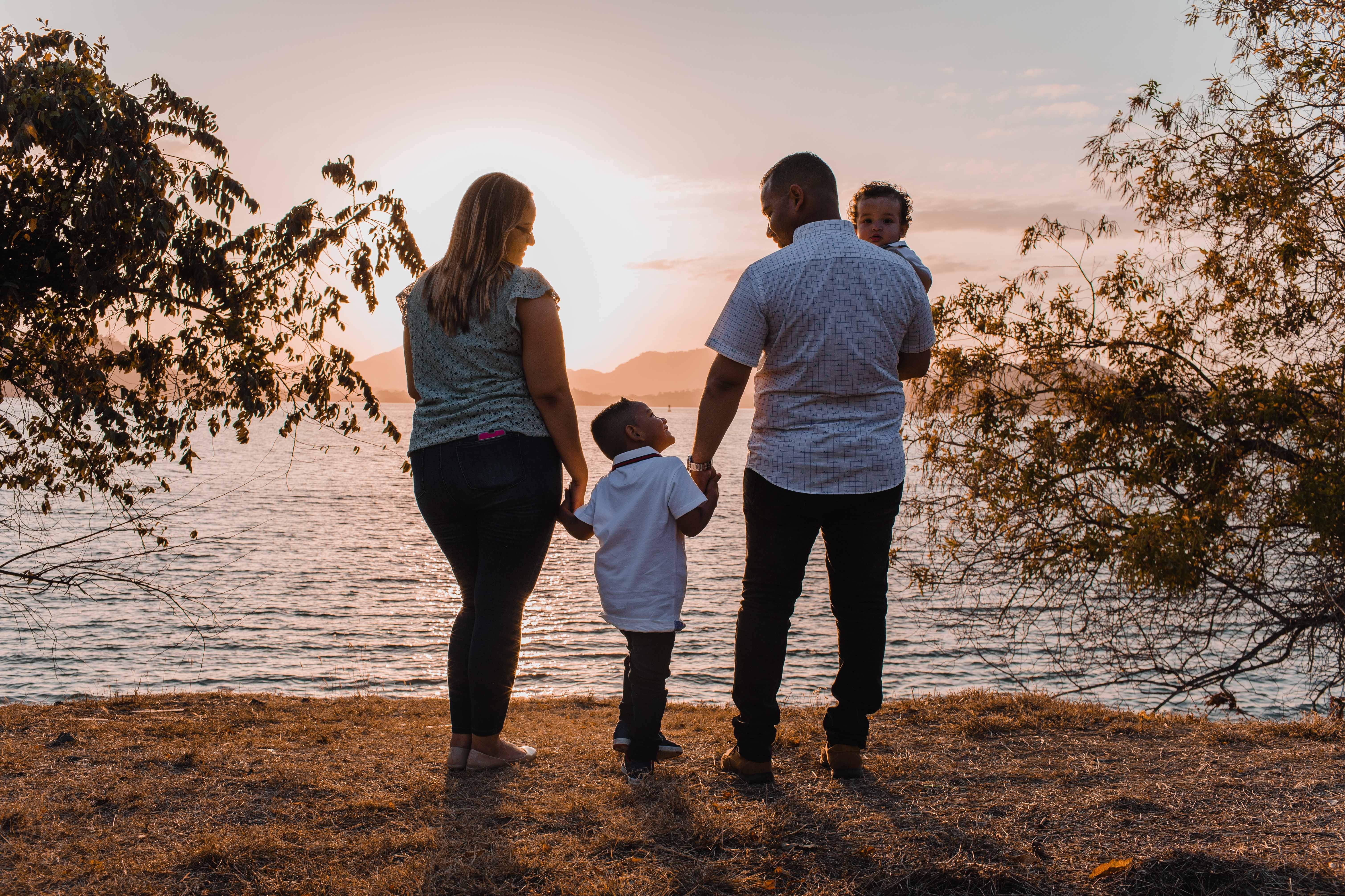 cute, together, men, fathers day, lifestyles, outdoors, people, toddler, sister, fun, sunset, love, joy, dad, togetherness, positive emotion, couple, leisure activity, HD Wallpaper