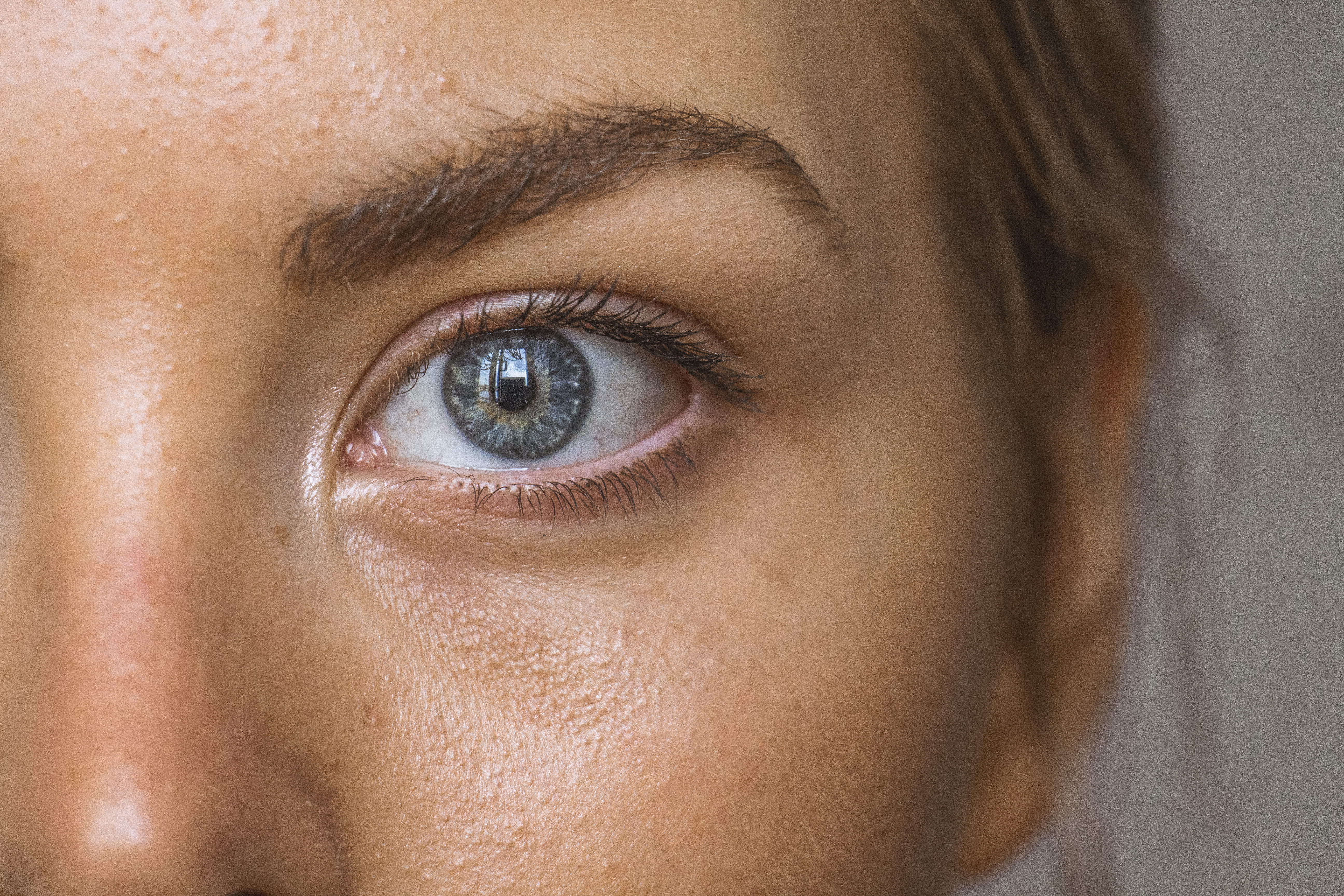 human eye, s, one person, face, women, person, eyesight, gray, indoors, human body part, portrait, studio shot, eyeball, eye, female, looking, eyebrow, HD Wallpaper