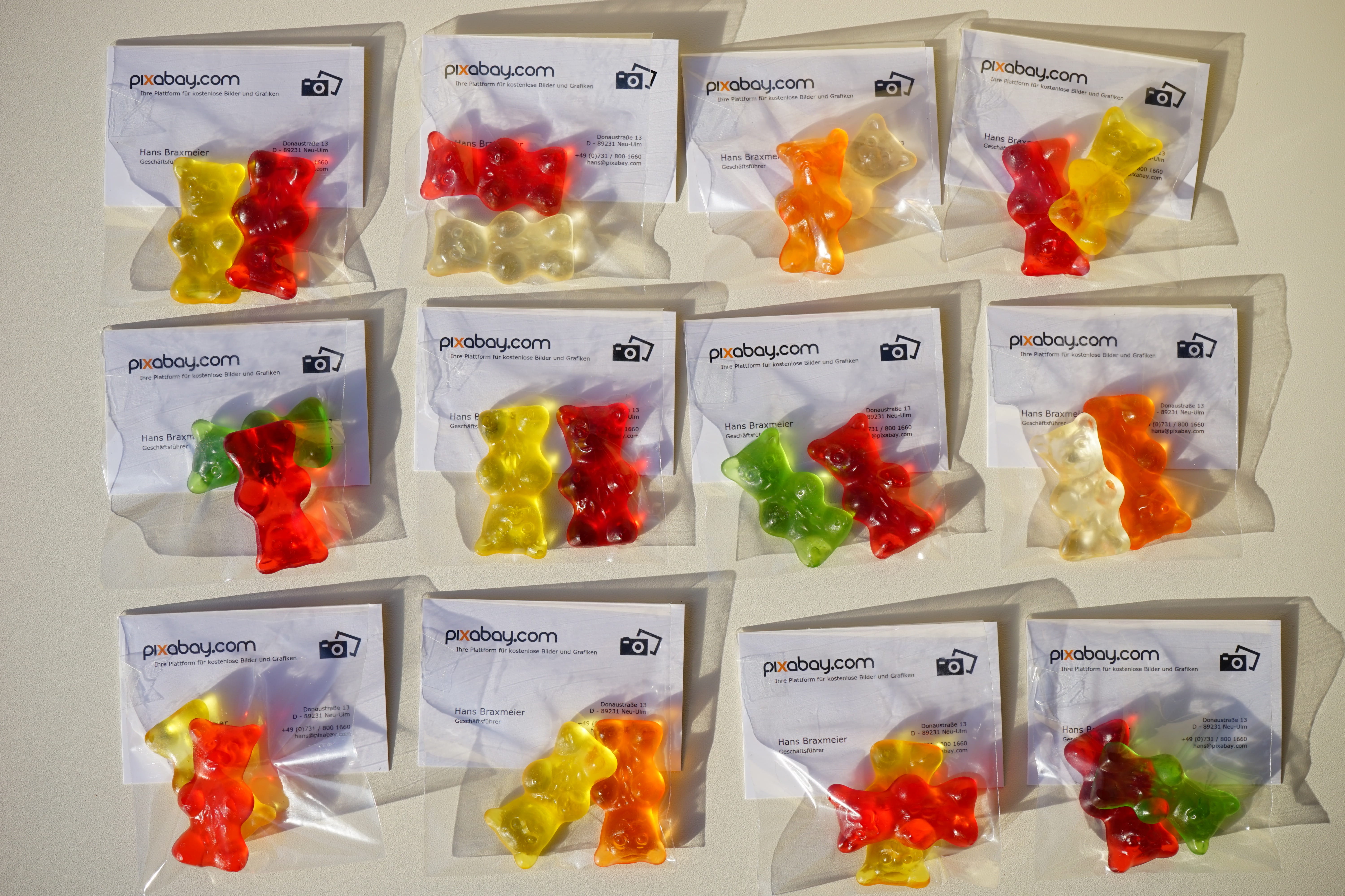 close-up, packed, gummi bears, no People, fruit gums, sachets, food and drink, bear, sweetness, color, cold temperature, order, fruit jelly, sweet, variation, HD Wallpaper