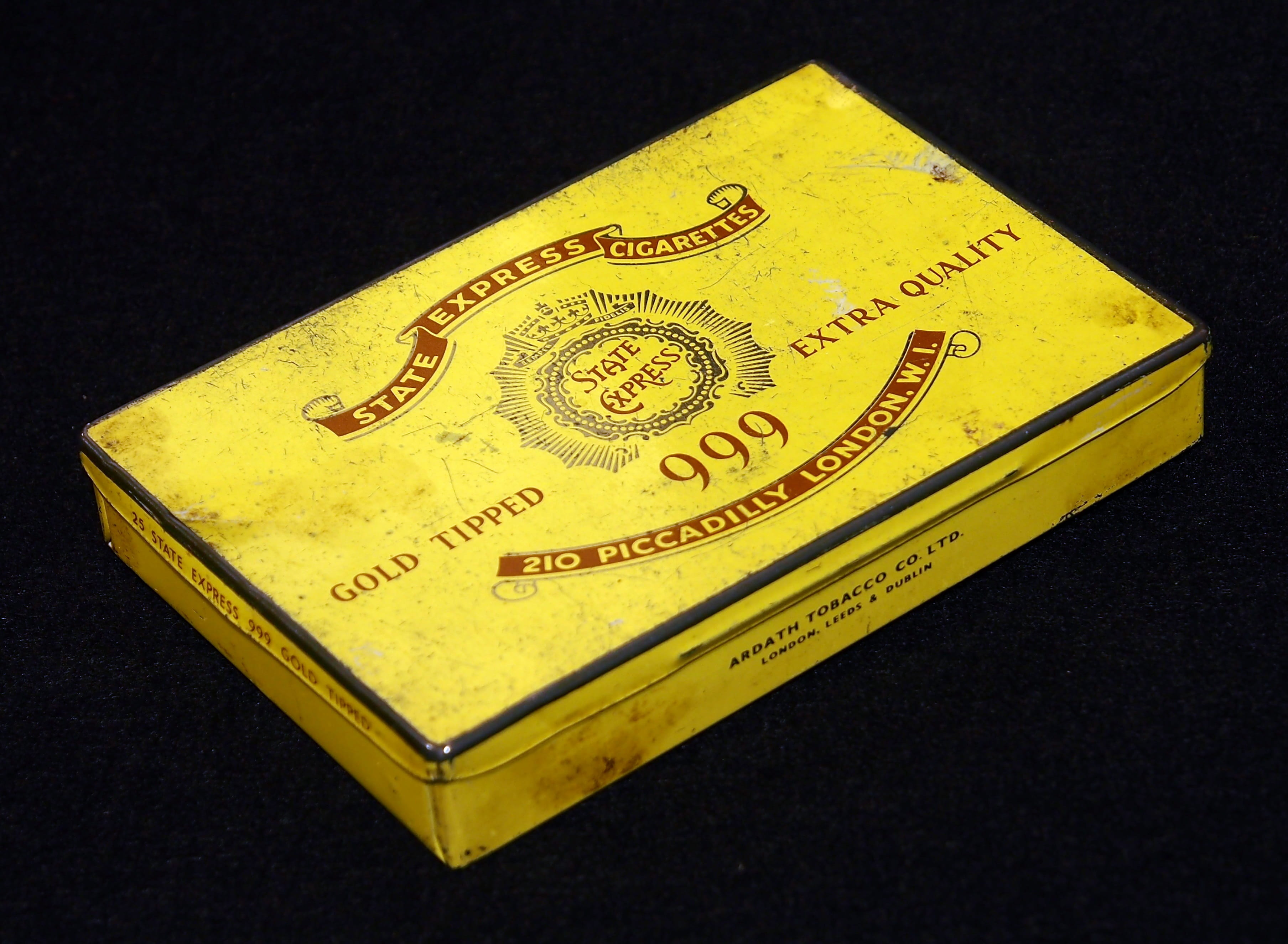 ingot, studio shot, tin, 2K, no people, communication, vintage, still life, old, Cigarettes, Tin, safety, wealth, Box, finance, Packaging, Pack, economy, HD Wallpaper