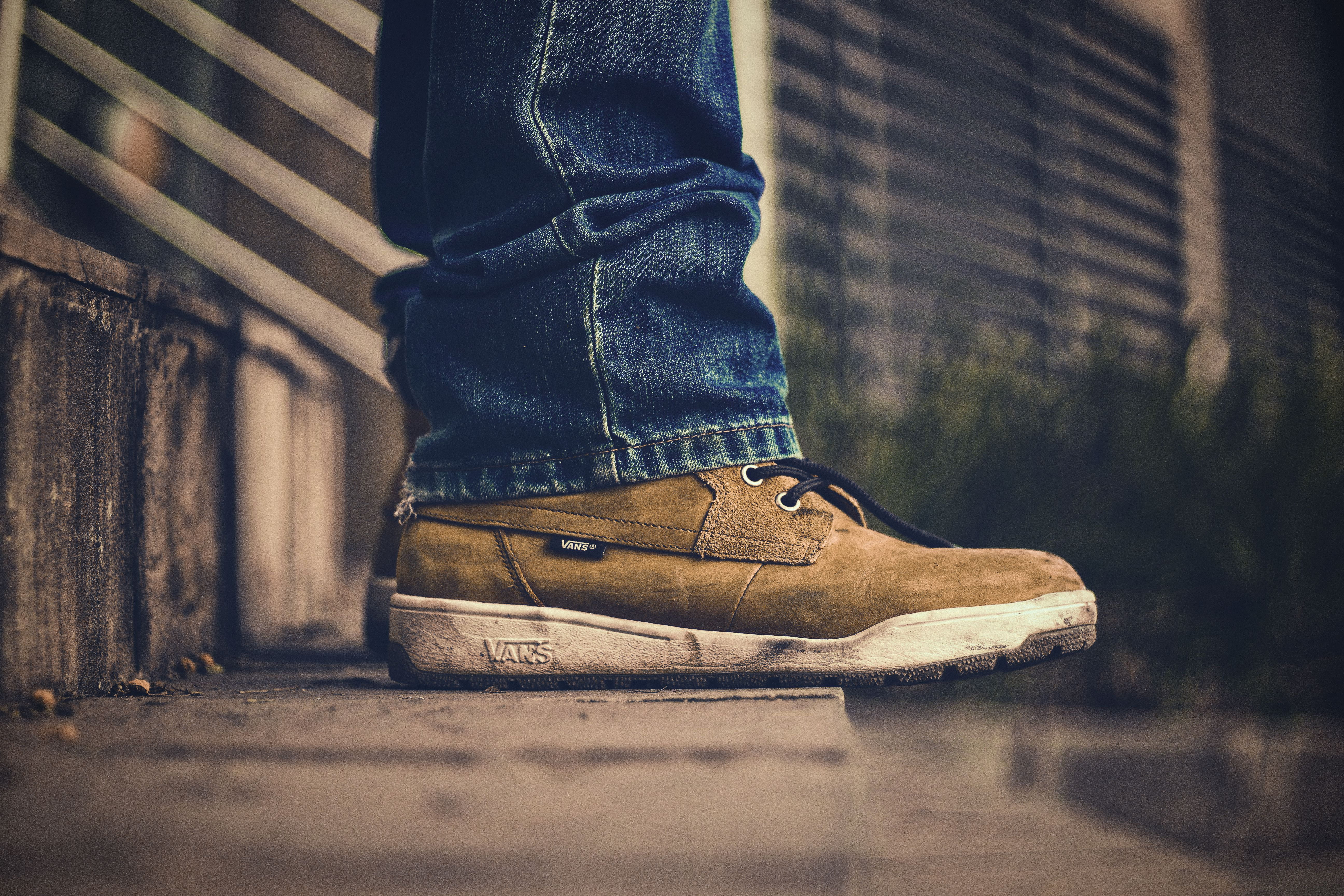 denim, close-up, person, body part, unpaired, gritty, adult, brown, shoe, boot, focus, selective focus, selective, stairs, photography, 5K, footwear, fashion, HD Wallpaper