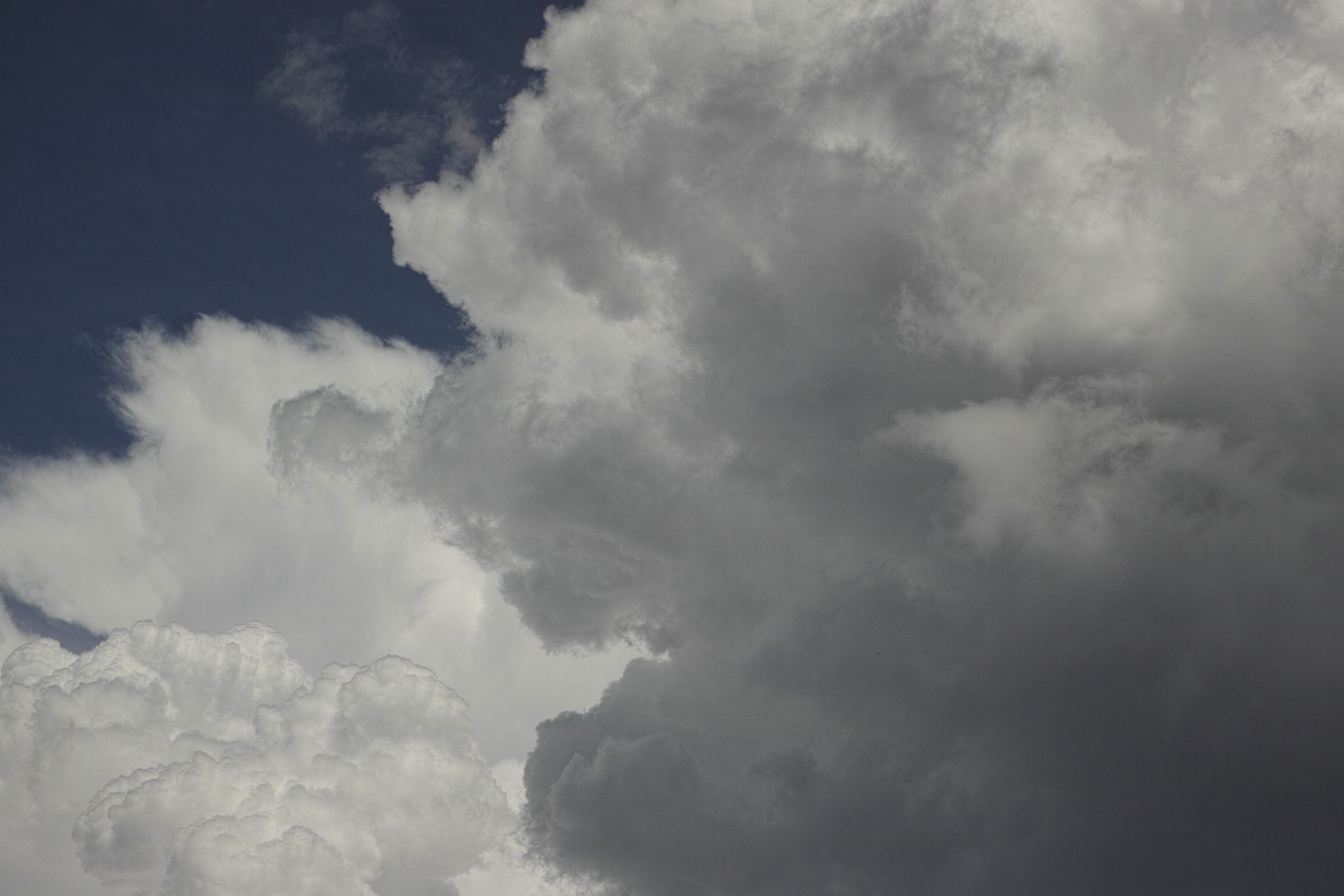 no people, meteorology, beautiful, white, overcast, cloud, storm cloud, weather, dark, its in the air, dramatic sky, air, abstract, landscape, grey, wind, HD Wallpaper