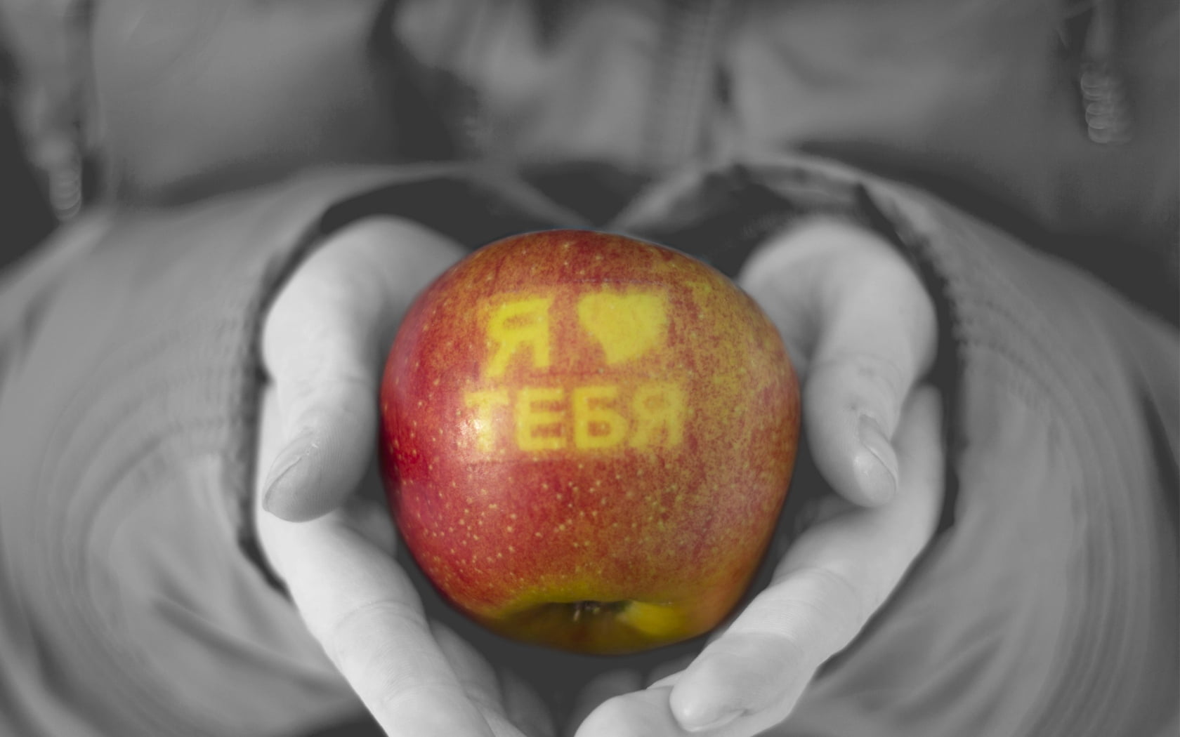 freshness, healthy eating, recognition, apple, midsection, food, body part, finger, red, wellbeing, human body part, real people, food and drink, human hand, HD Wallpaper