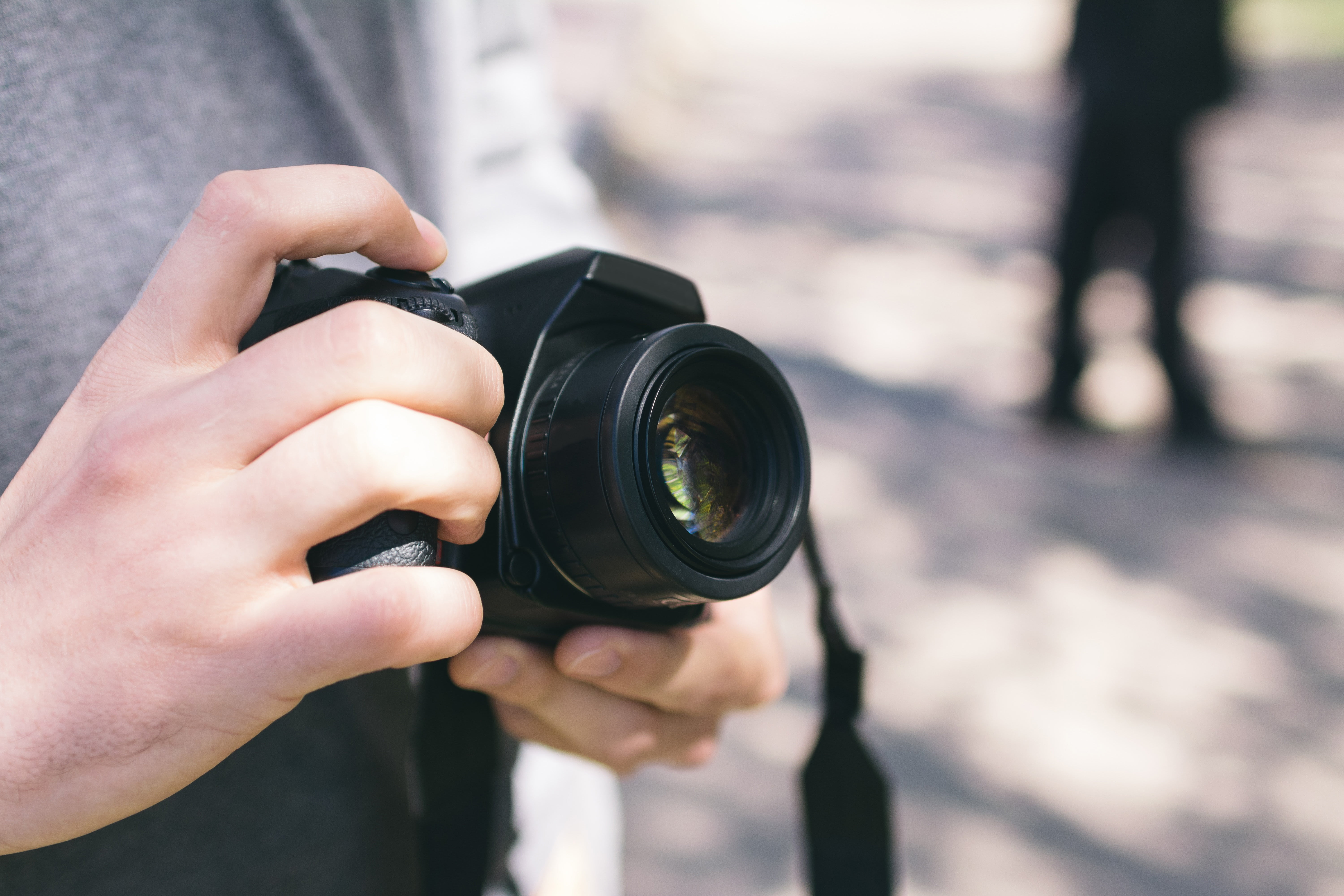 modern, hand, camera - photographic equipment, slr camera, digital single-lens reflex camera, one person, photographer, finger, photographing, fingers, HD Wallpaper