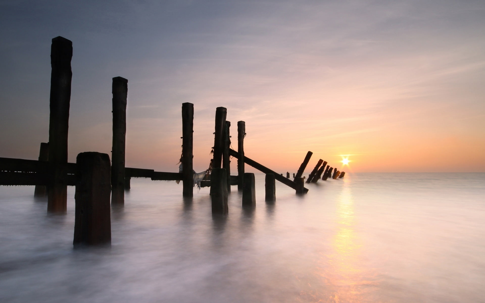 sky, wood - material, no People, 1080P, wooden, horizon over water, waterfront, tranquility, beach, gloomy, horizon, beauty in nature, sunrise - Dawn, HD Wallpaper