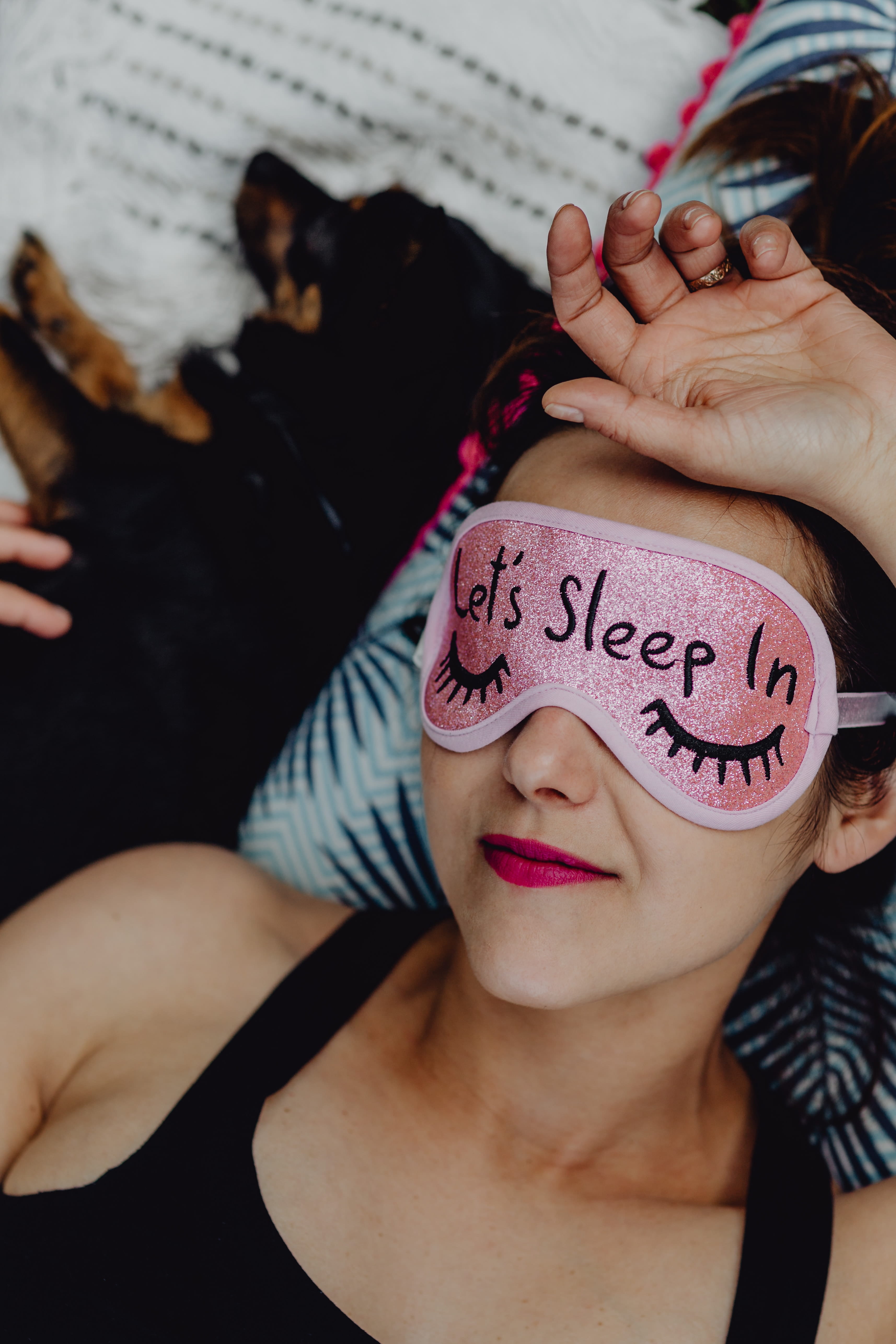 adult, hand, girly, top, girl, nap, sleeping mask, human hand, sleep, eyewear, 5K, bed, cute, woman, lovely, young women, young adult, brunette, morning, Phone HD Wallpaper