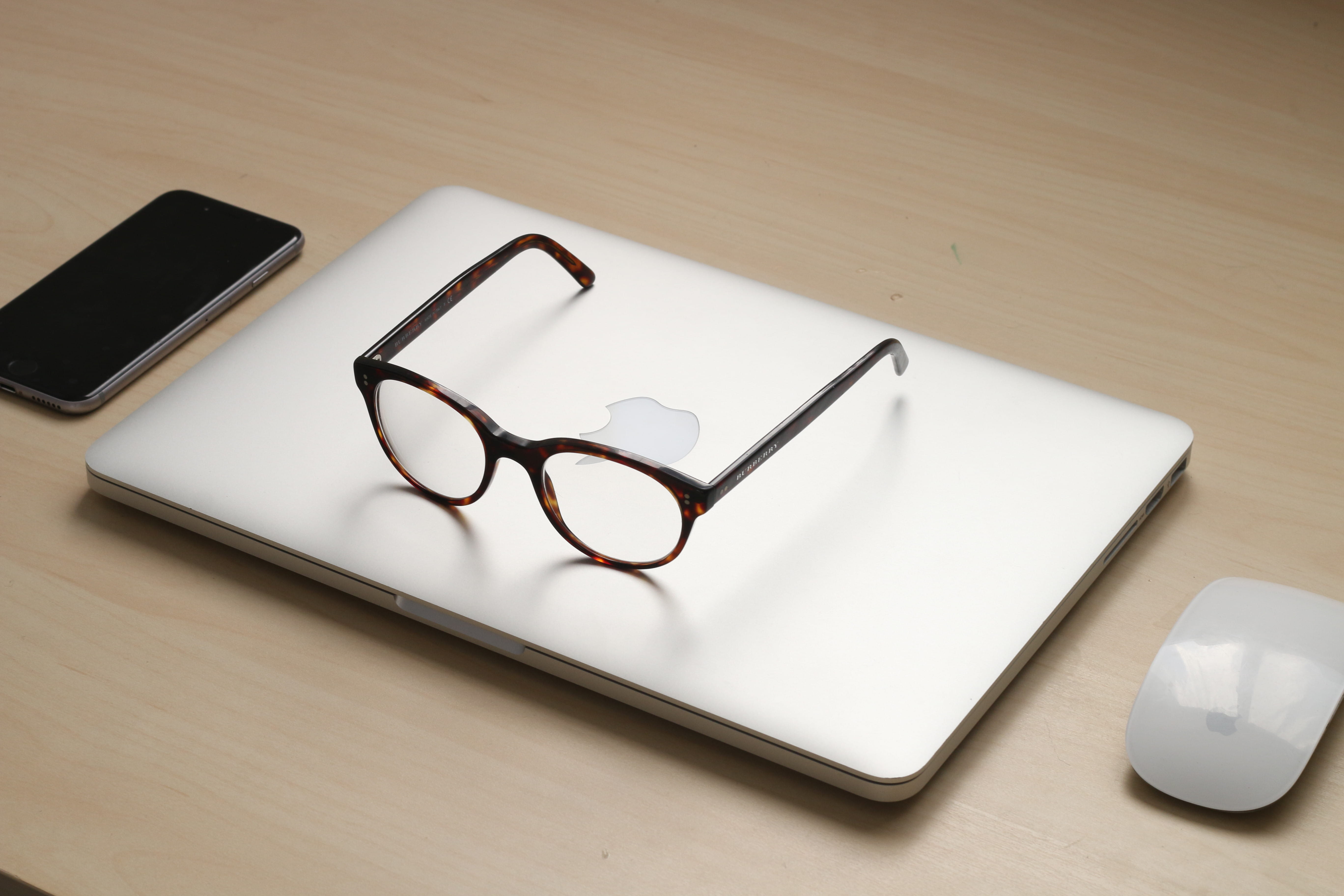smart phone, no people, white color, black color, 5K, connection, technology, glasses, wood - material, tortoiseshell, high angle view, portable information device, HD Wallpaper