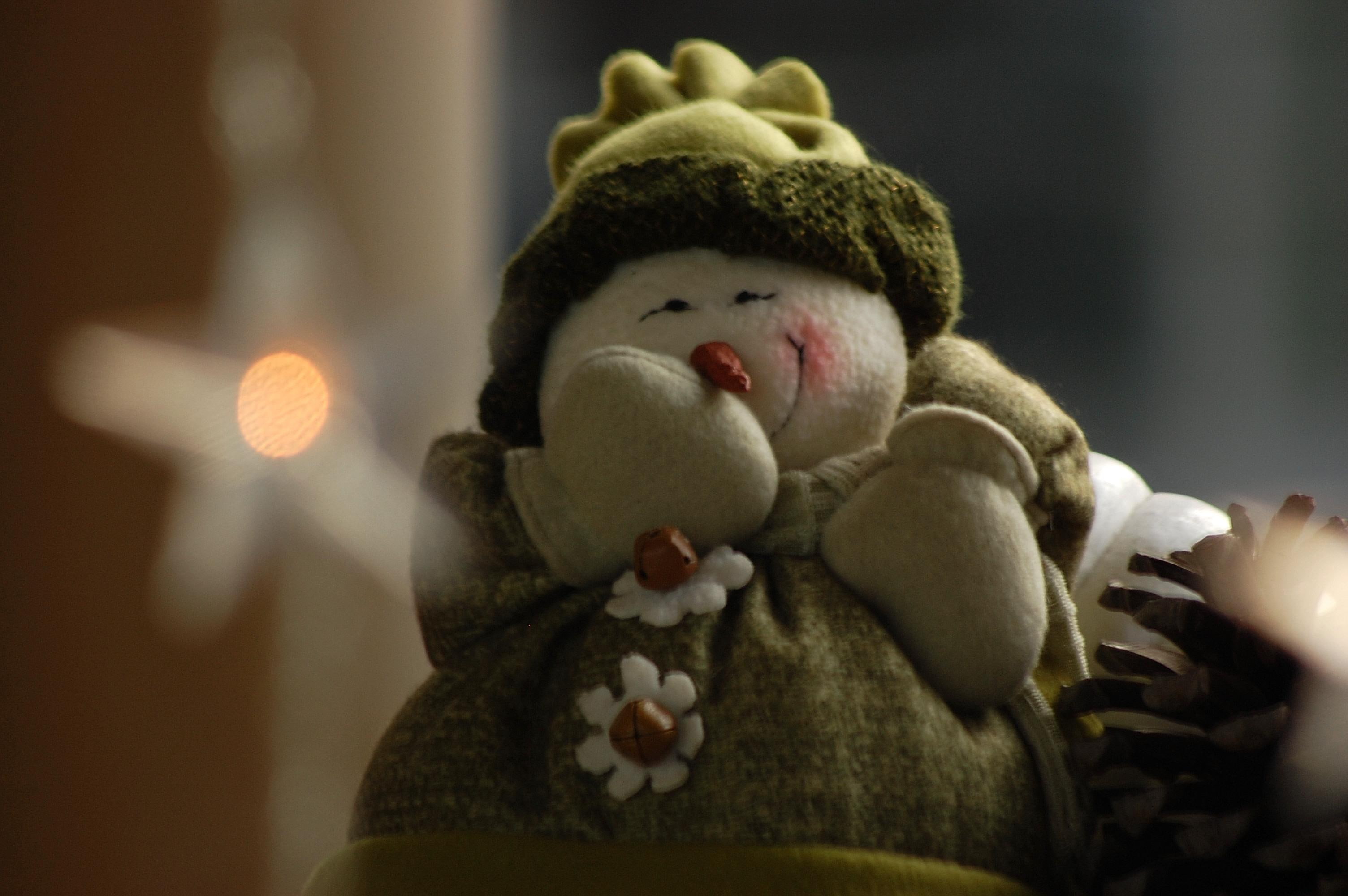 light, smile, snowman, sweet, stars, christmas, funny, joyful, 2K, HD Wallpaper