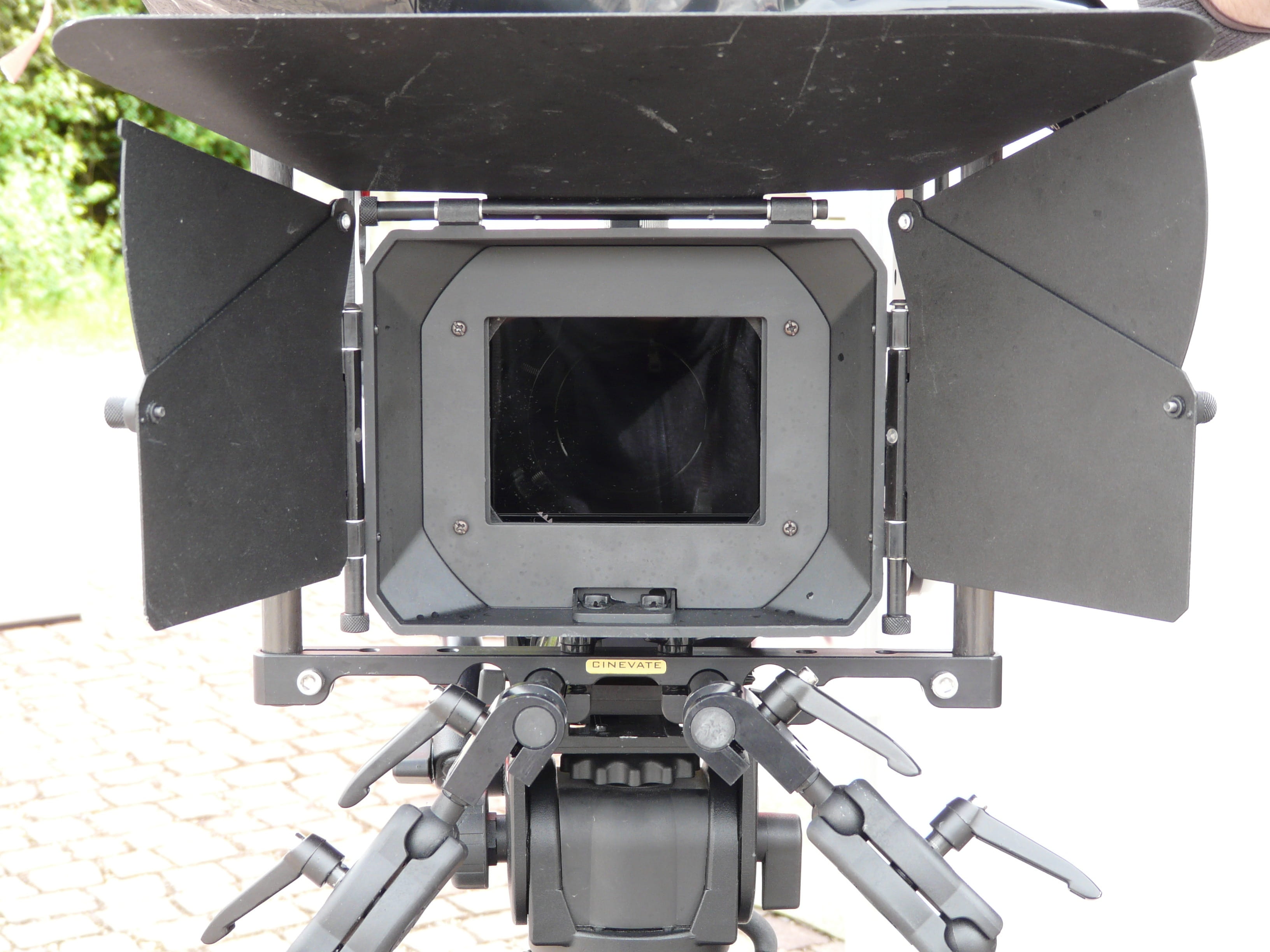 2K, professional, nature, close-up, images, focus on foreground, technology, photographic equipment, Film Camera, full screen, film industry, architecture, HD Wallpaper