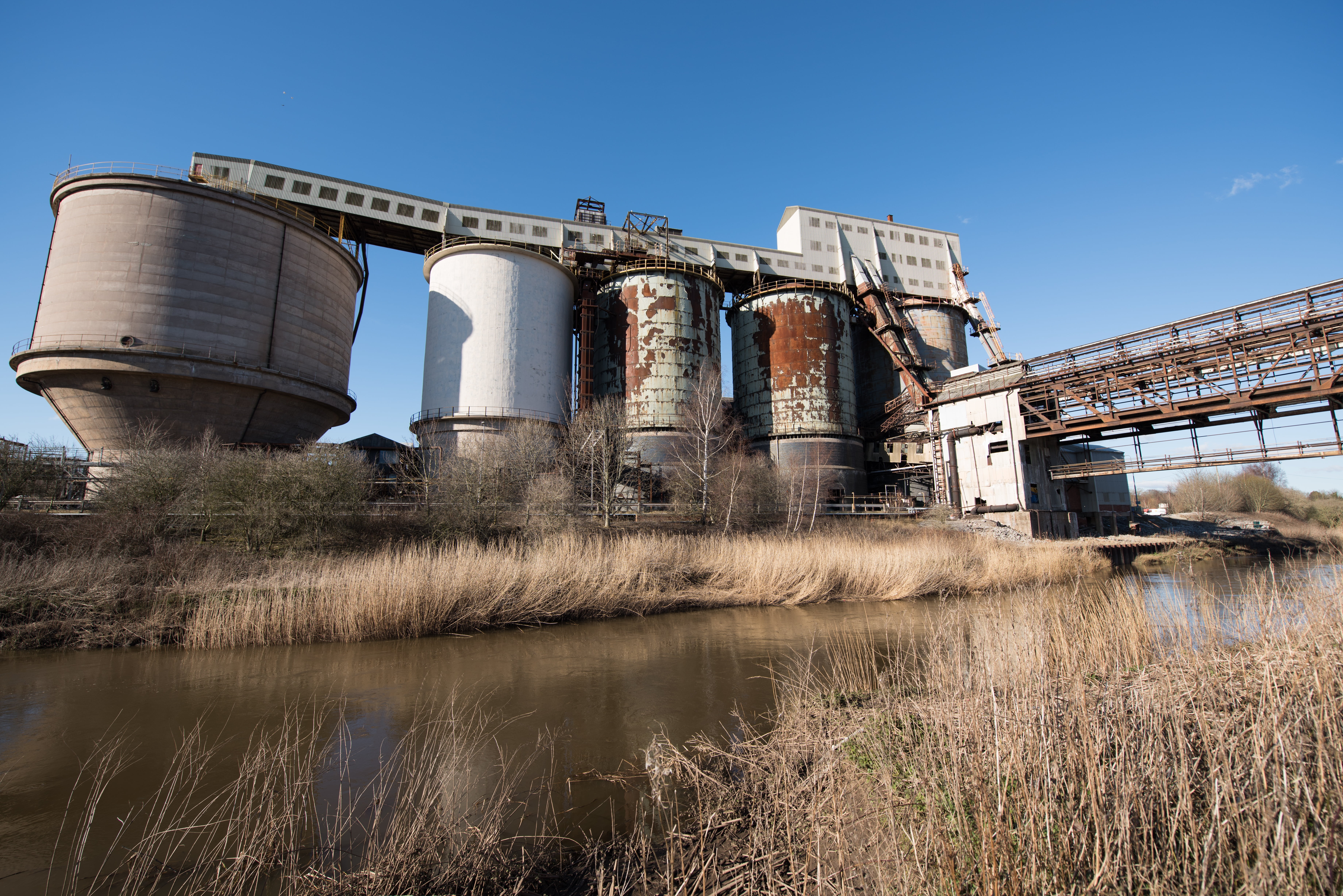 building exterior, history, abandoned, production, gray, fuel and power generation, day, toxic, nature, near, pipe, 5K, river, building, water, facility, HD Wallpaper